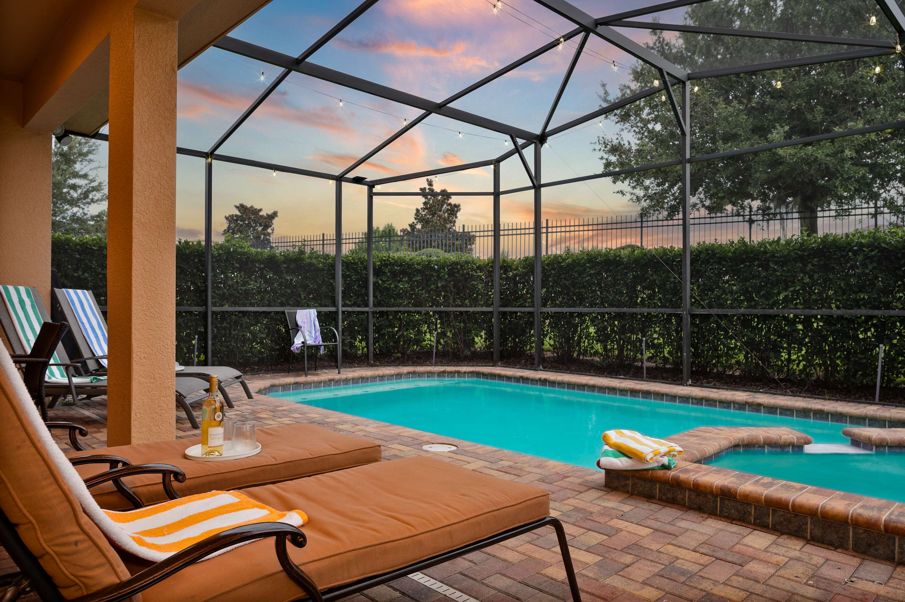 Heated Pool, Game Room, 9MI Disney! FREE Resort