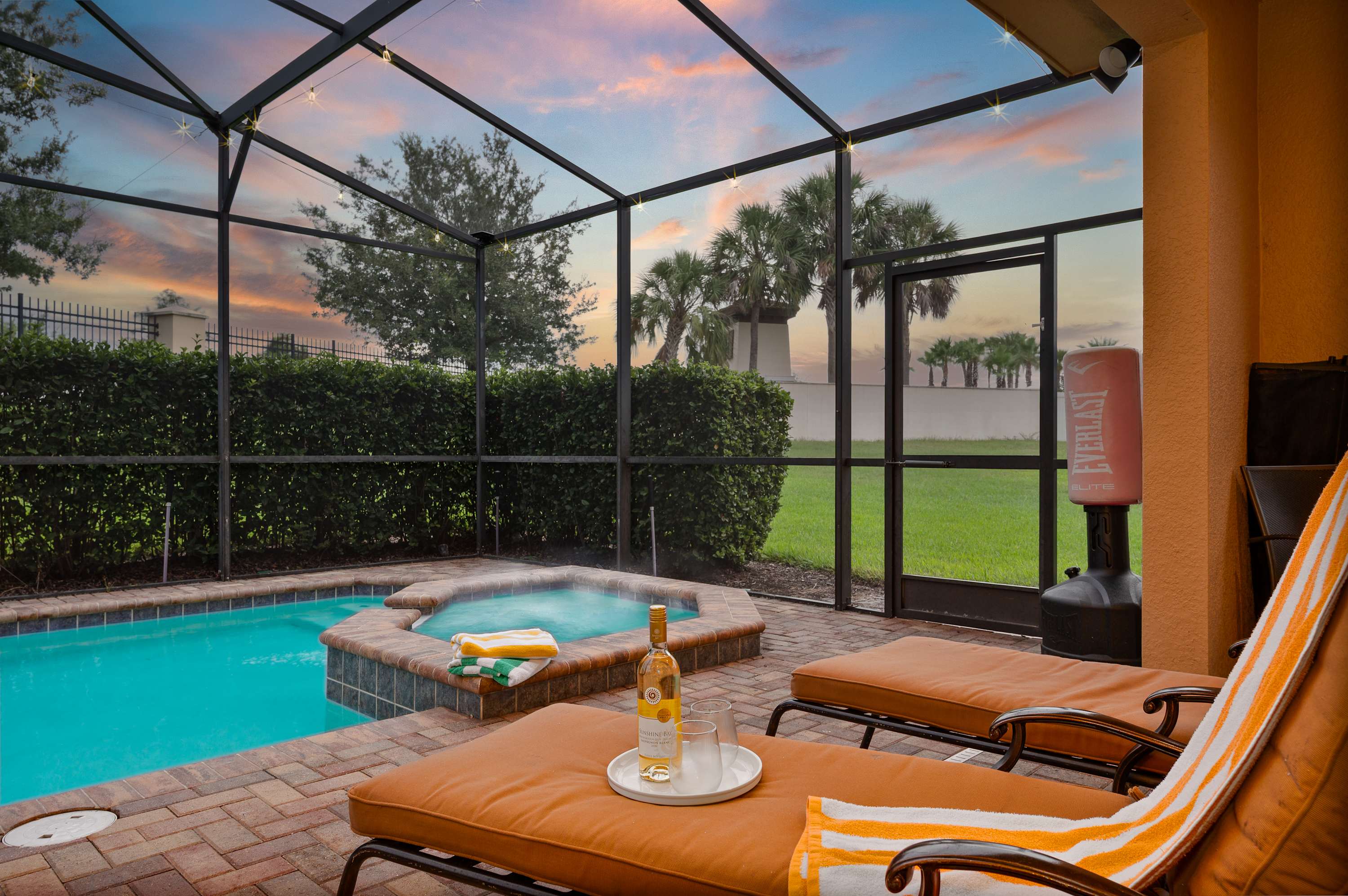 Heated Pool, Game Room, 9MI Disney! FREE Resort
