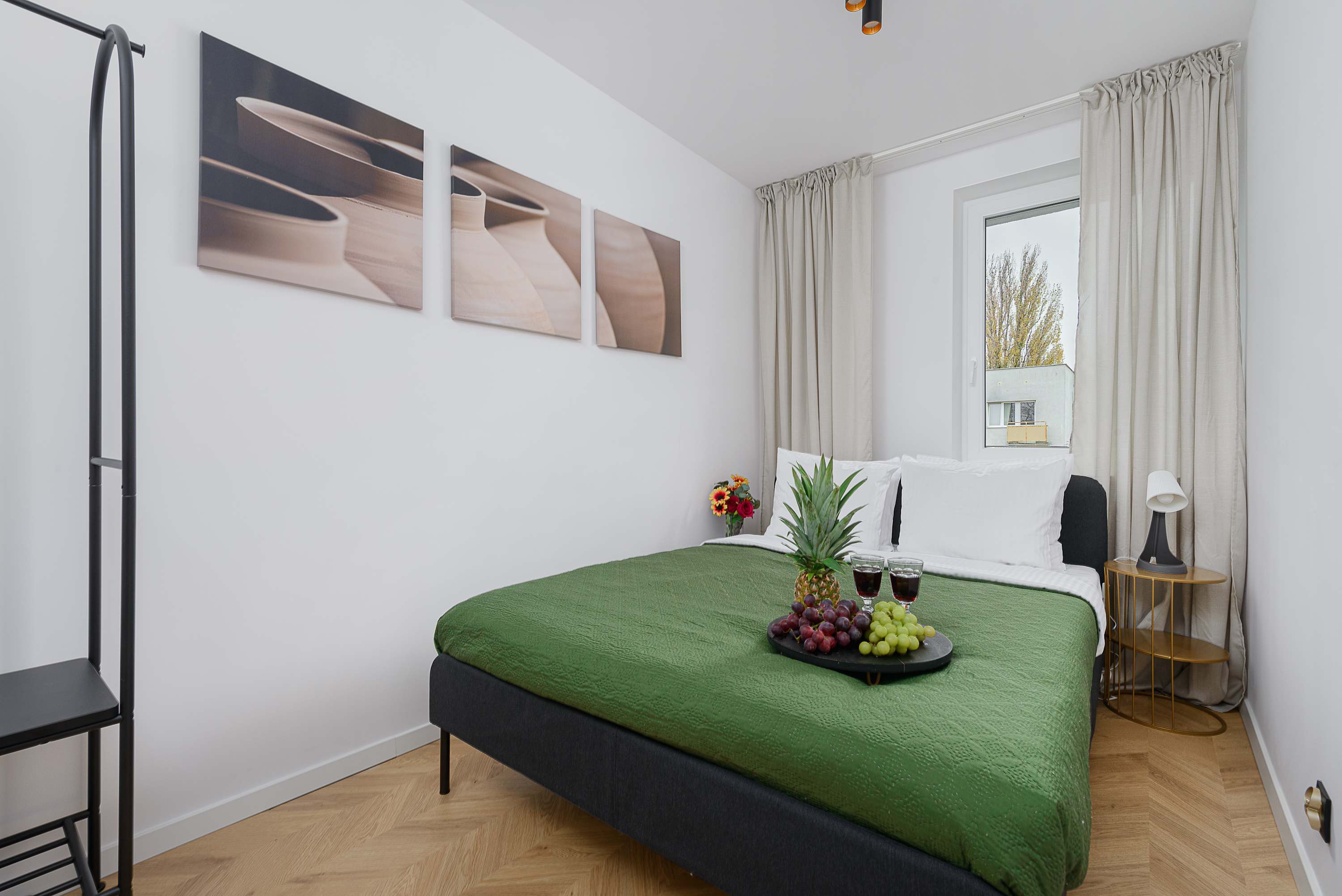 Lumina spacious apartment in Warsaw
