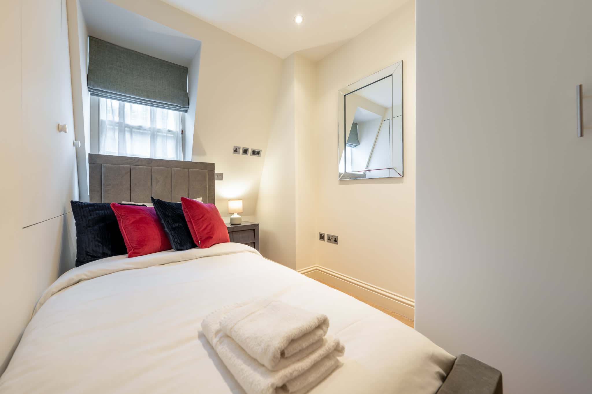 Luxury Mayfair Town House in Shepherd Street W1J - Property image 10 - VivreStays