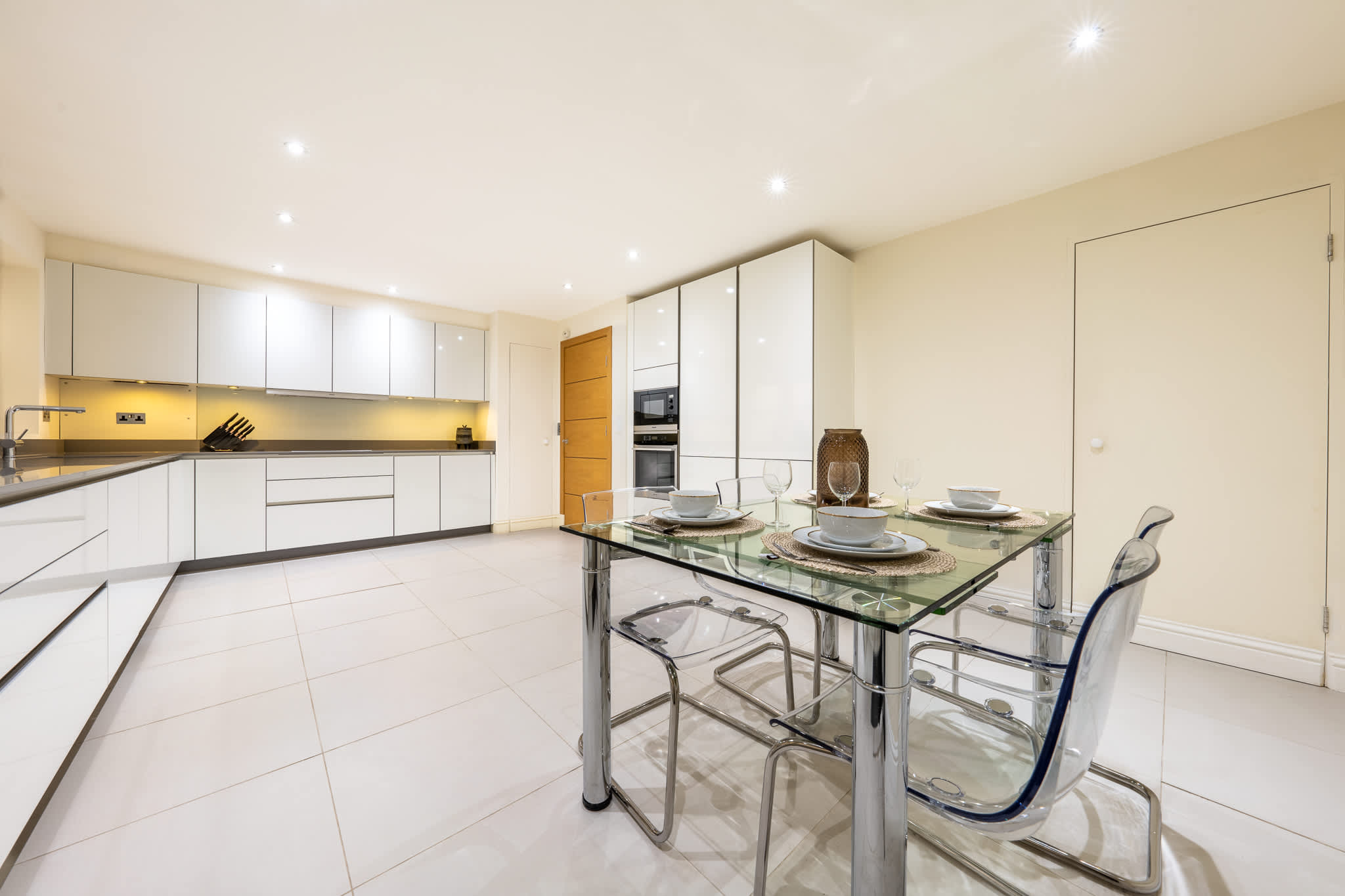 Luxury Mayfair Town House in Shepherd Street W1J - Property image 28 - VivreStays