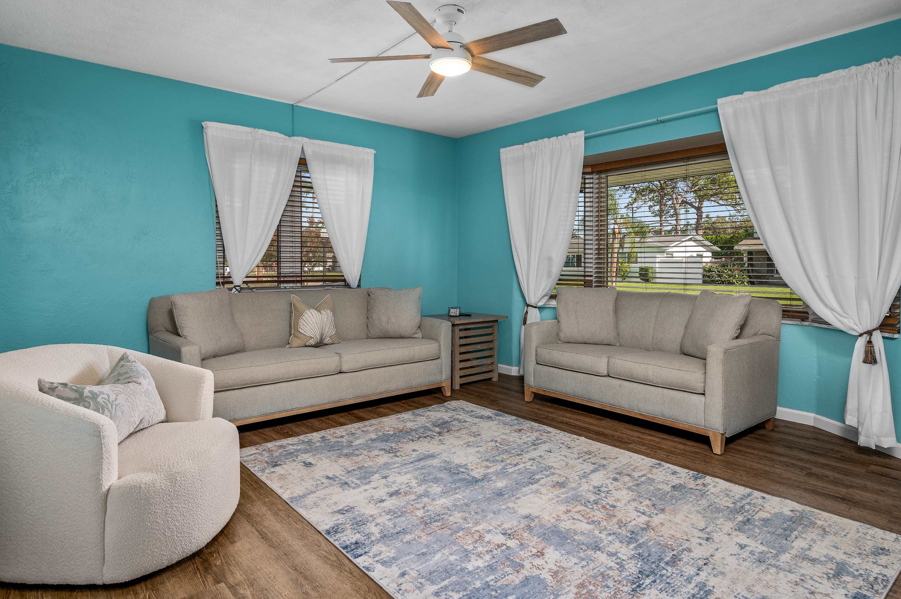 Pool, Putting Green, Outdoor Oasis, 3Mi to Beach