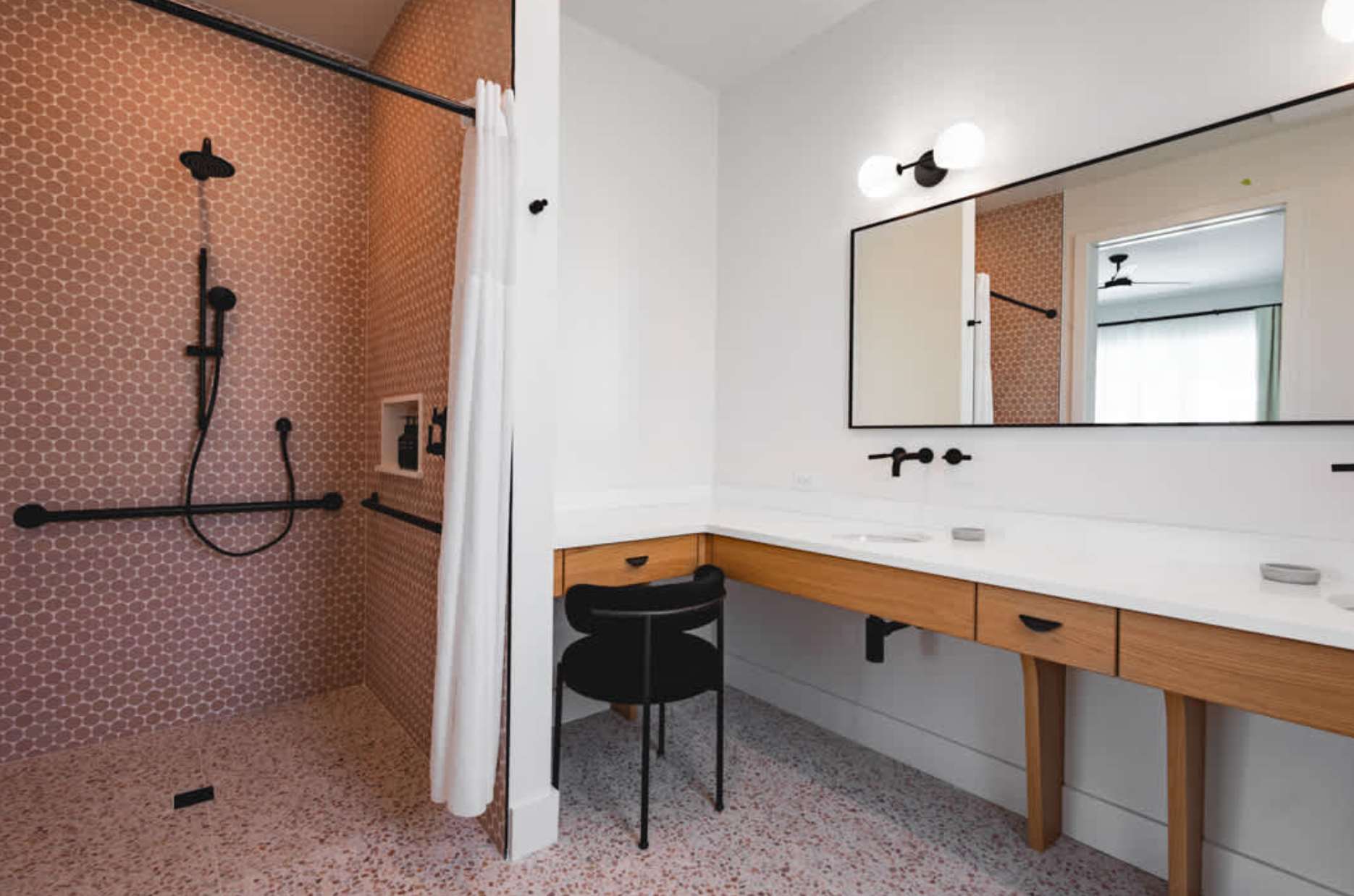 Fairhaven House - Designer King Bedroom