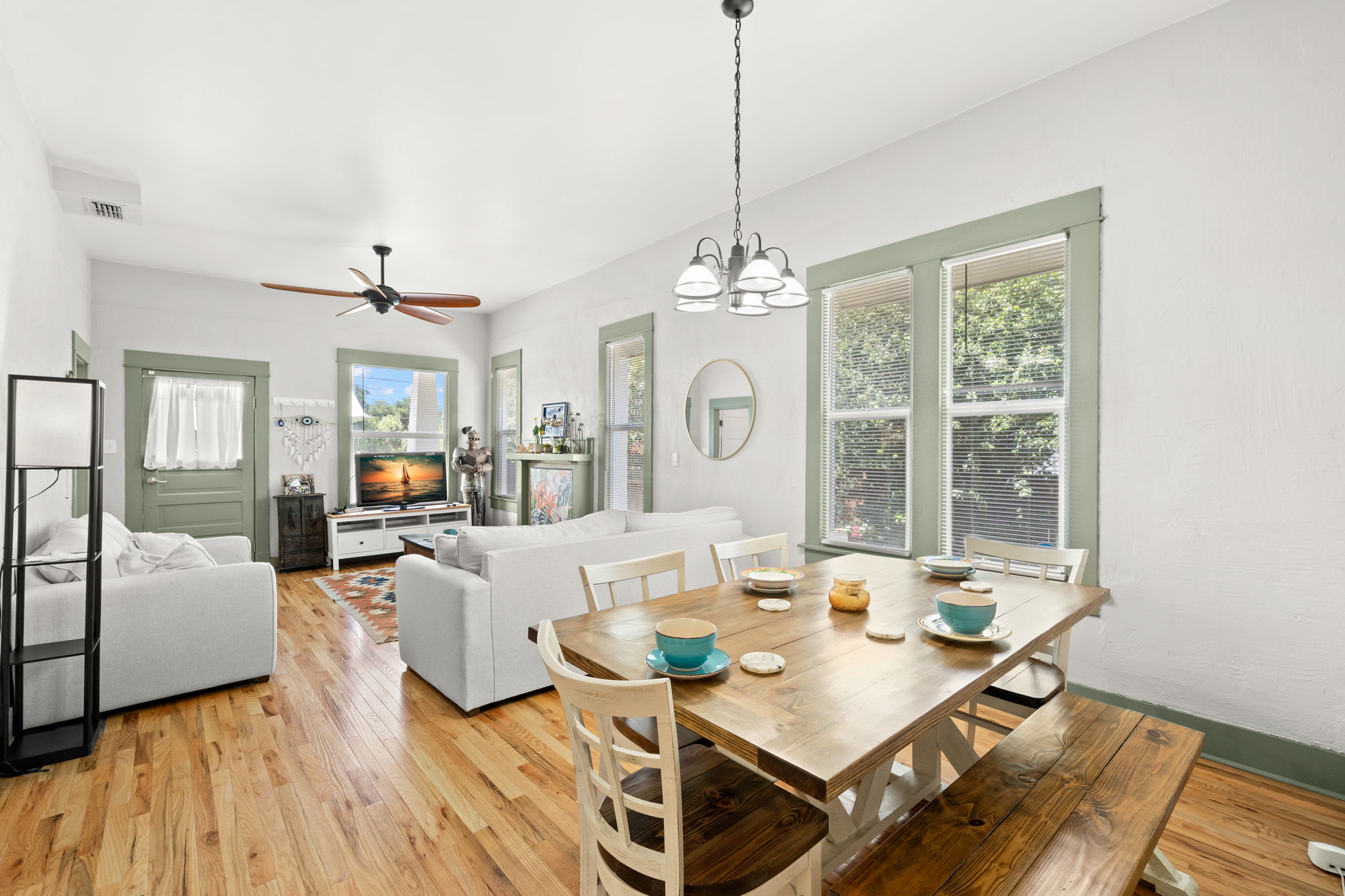 NEW! Lakeland Landing | Cute Bungalow by Downtown — Lakeland, FL — vacation rental