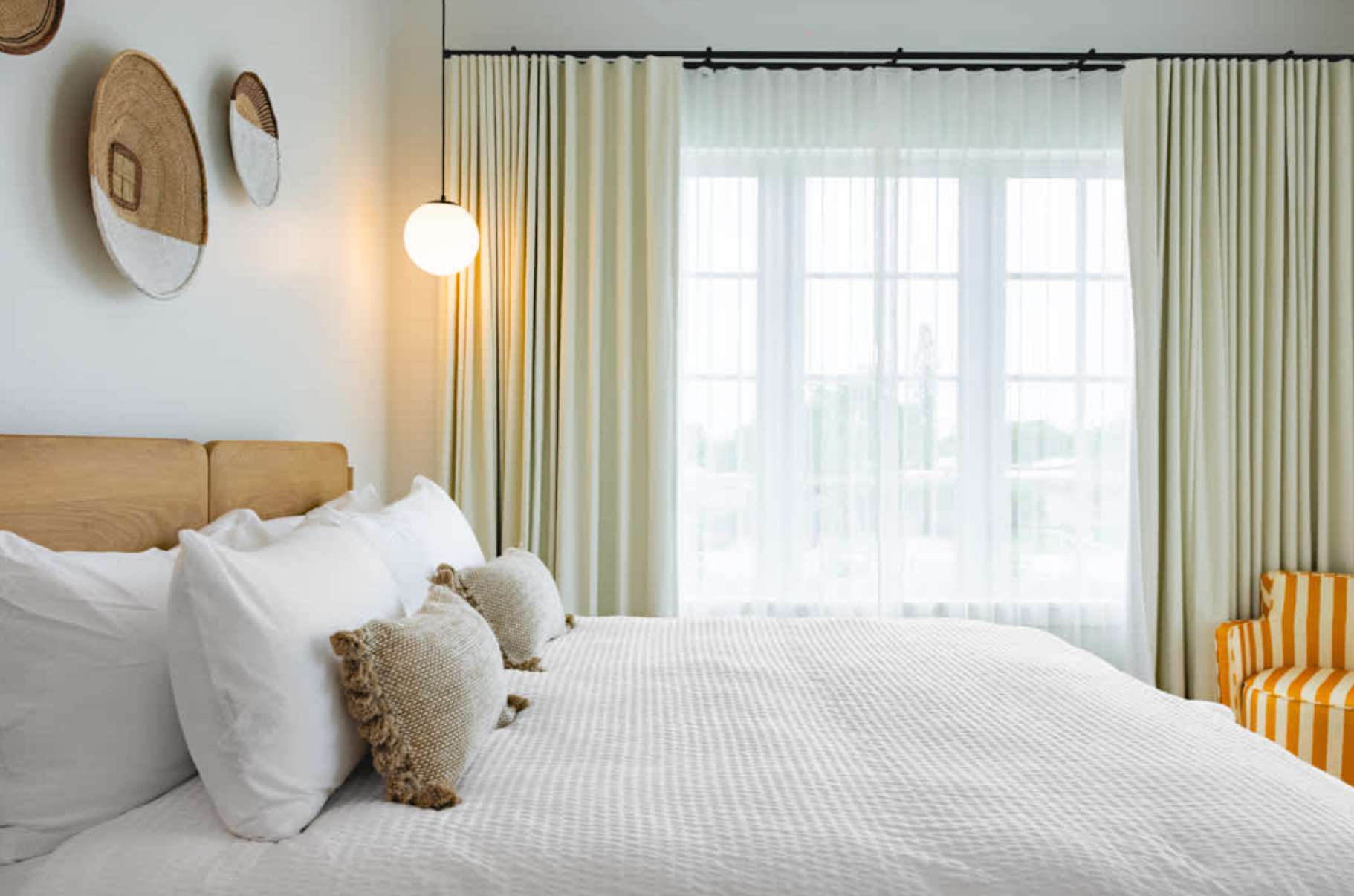 Joyrise House - Designer King Bedroom