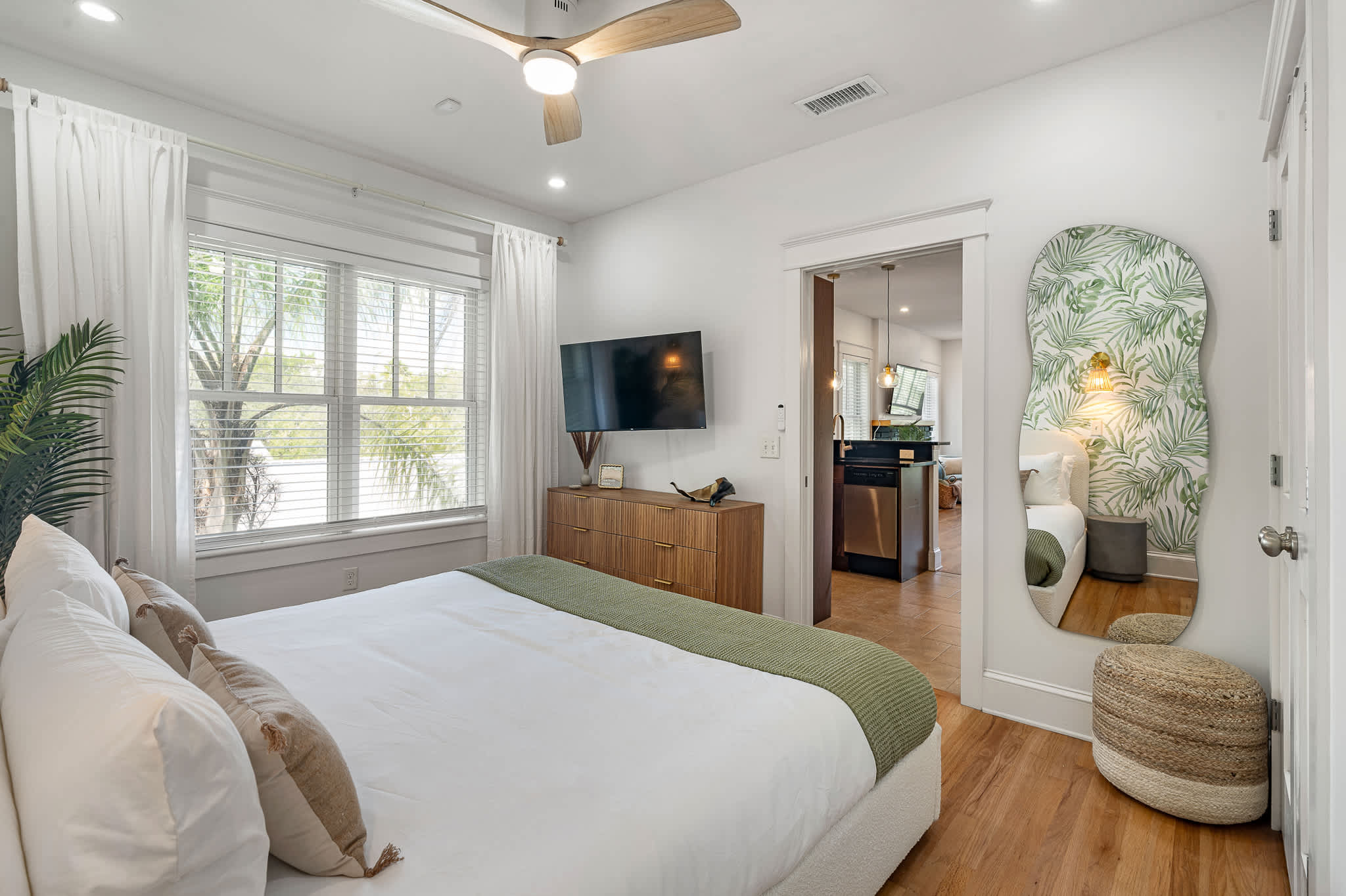 Casita Tropical | Walk to DT | Mins to Beach — photo 19