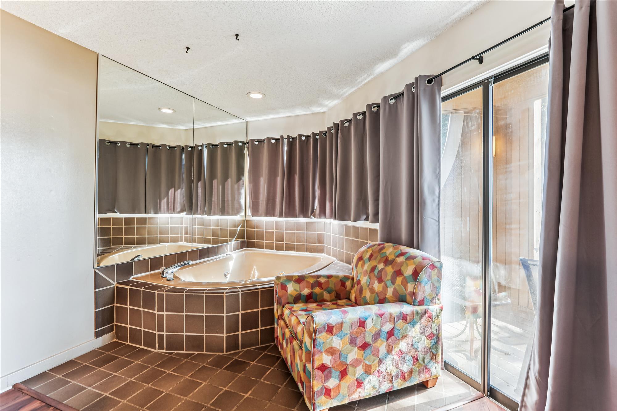 Hibiscus Resort Ground Floor Pool View