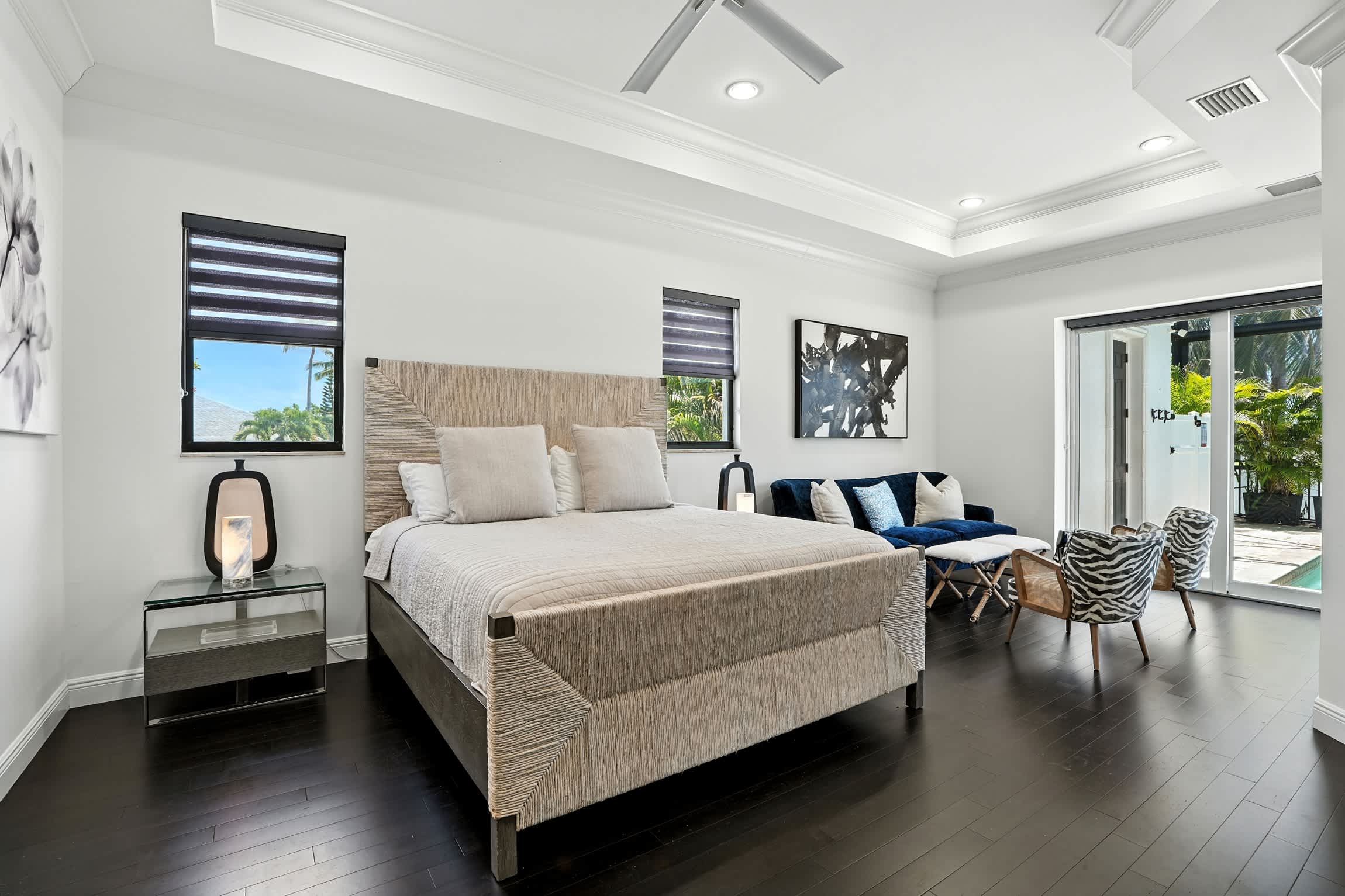 Spacious Luxury Waterfront Retreat with Pool Spa | Photo 19