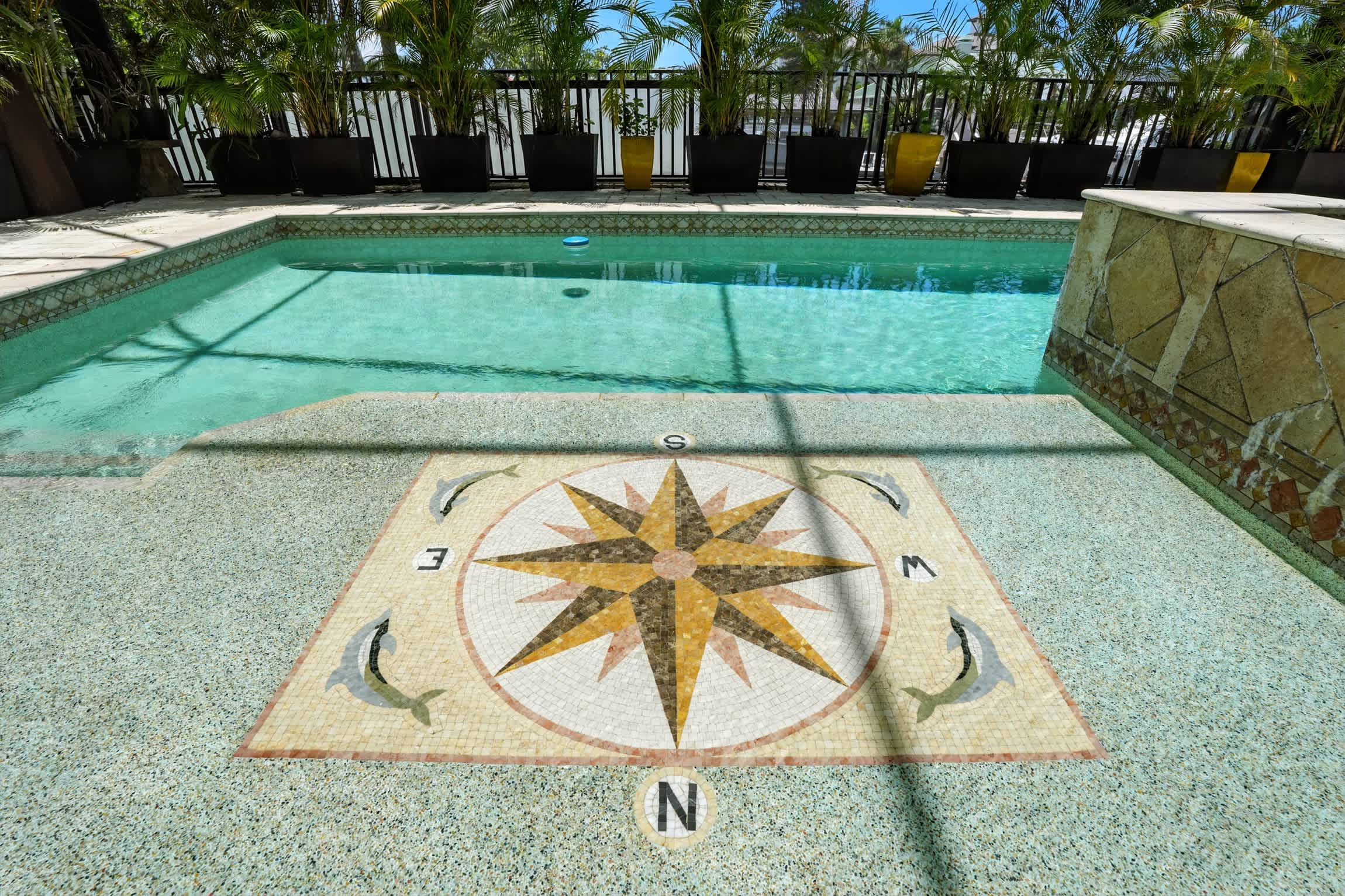 Spacious Luxury Waterfront Retreat with Pool Spa | Photo 62