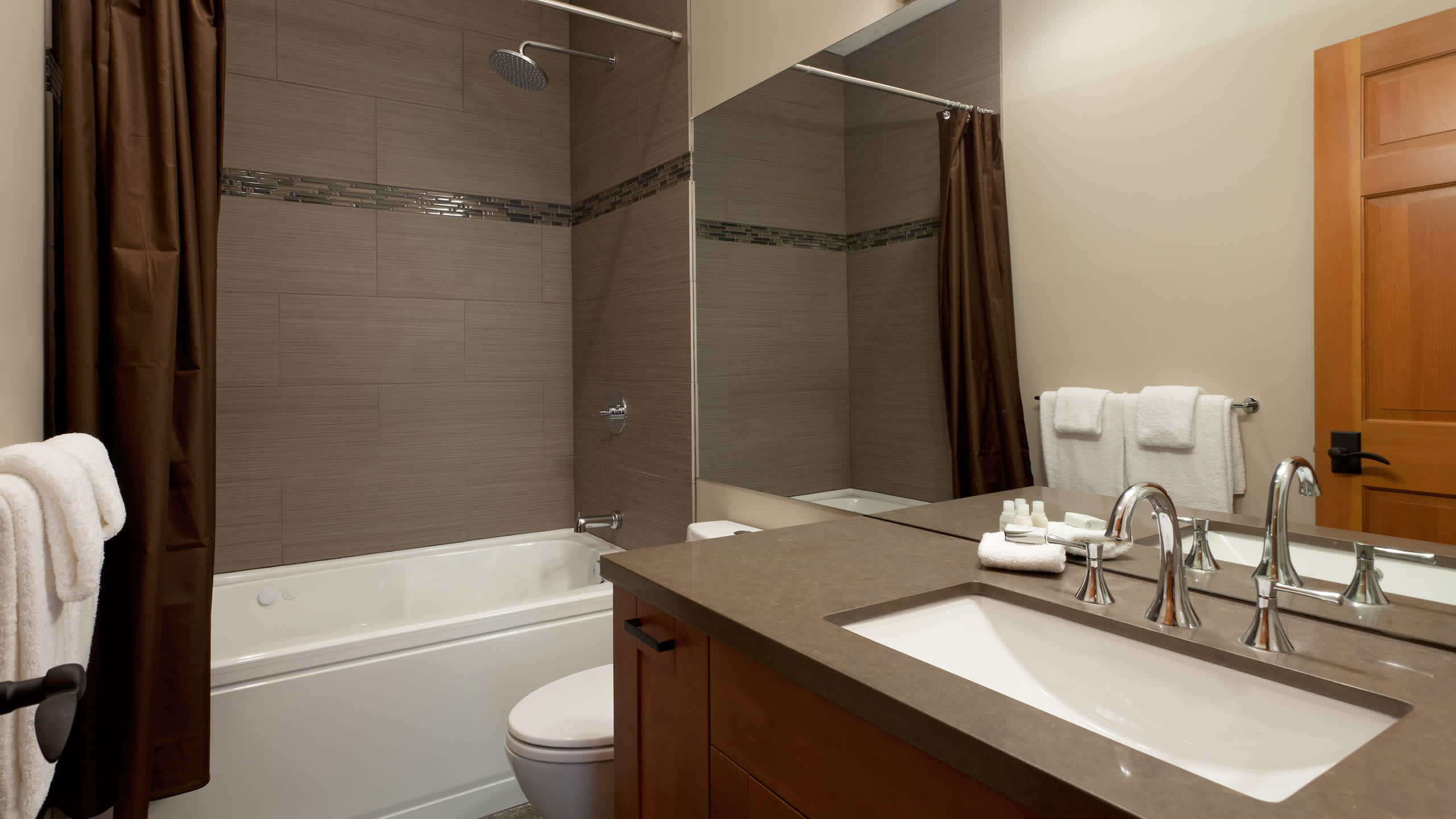 Granite Court 407 10