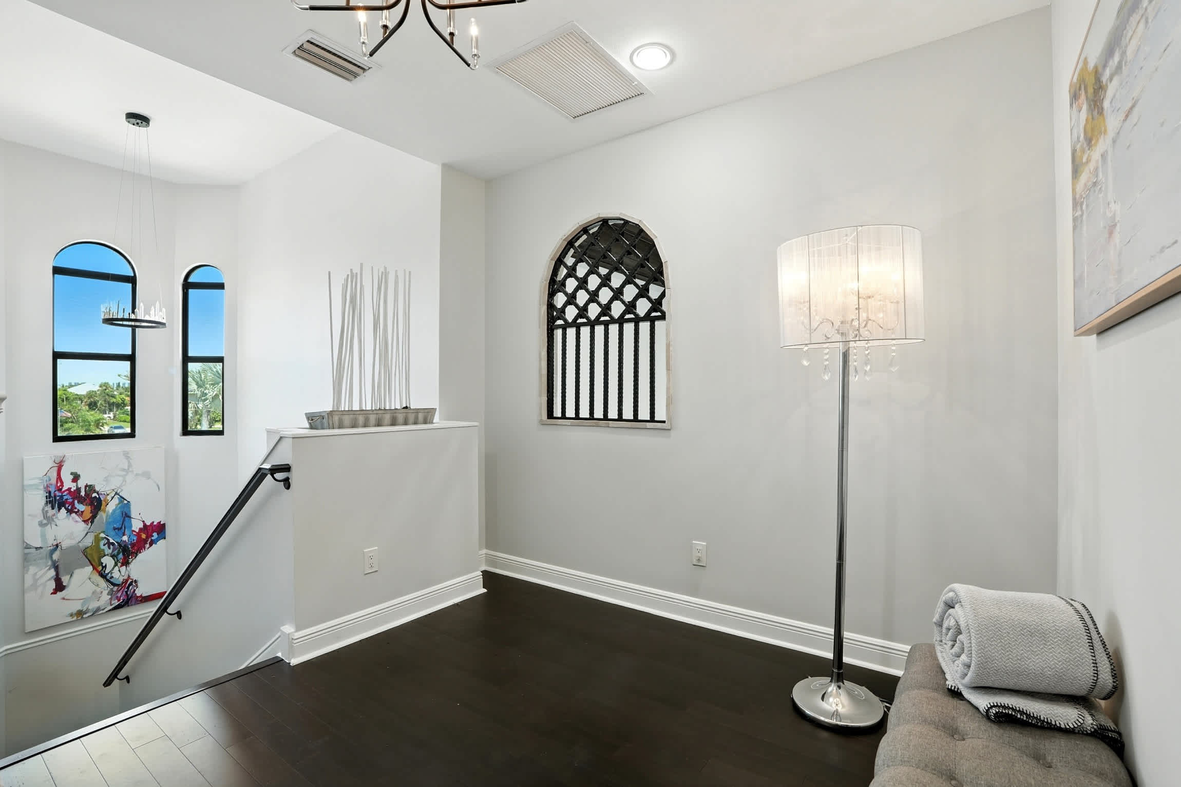 Spacious Luxury Waterfront Retreat with Pool Spa | Photo 32