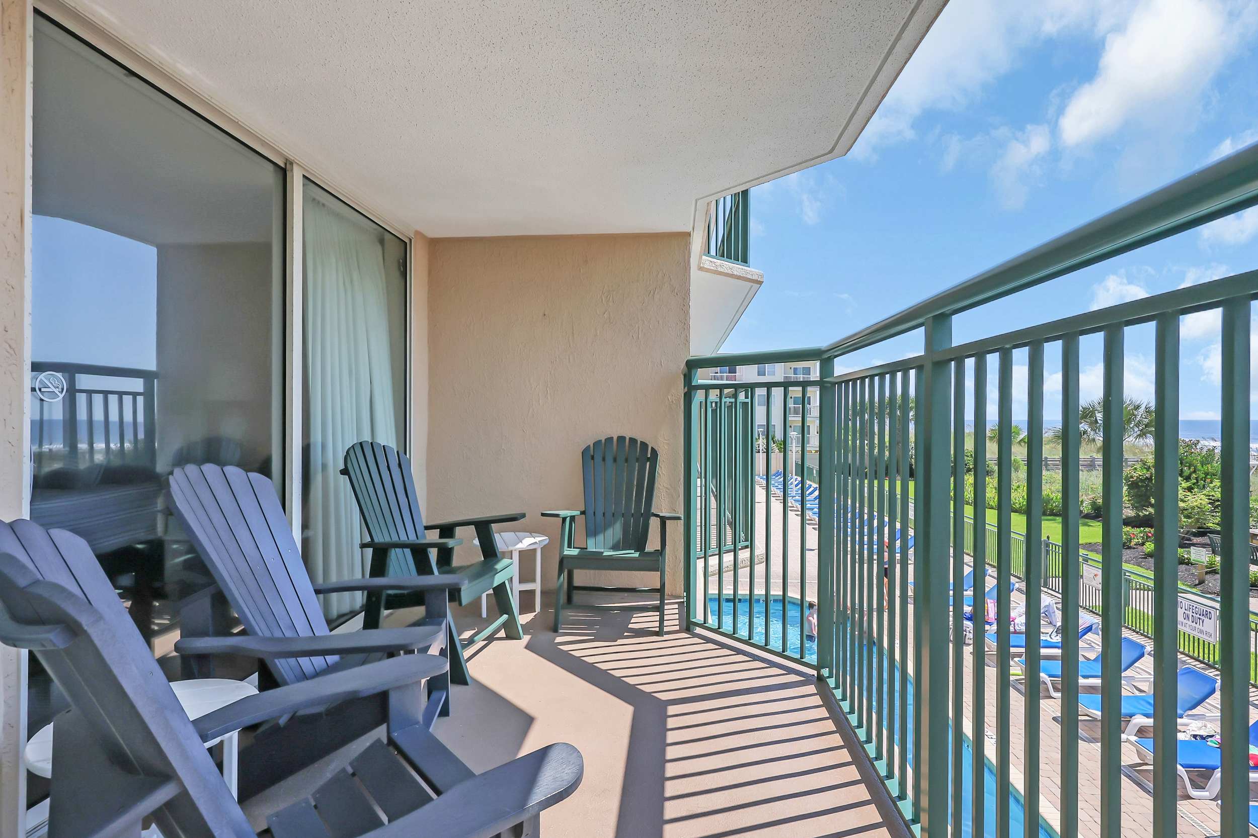 Oceanfront Luxury Top Location Lazy River Pool Grills
