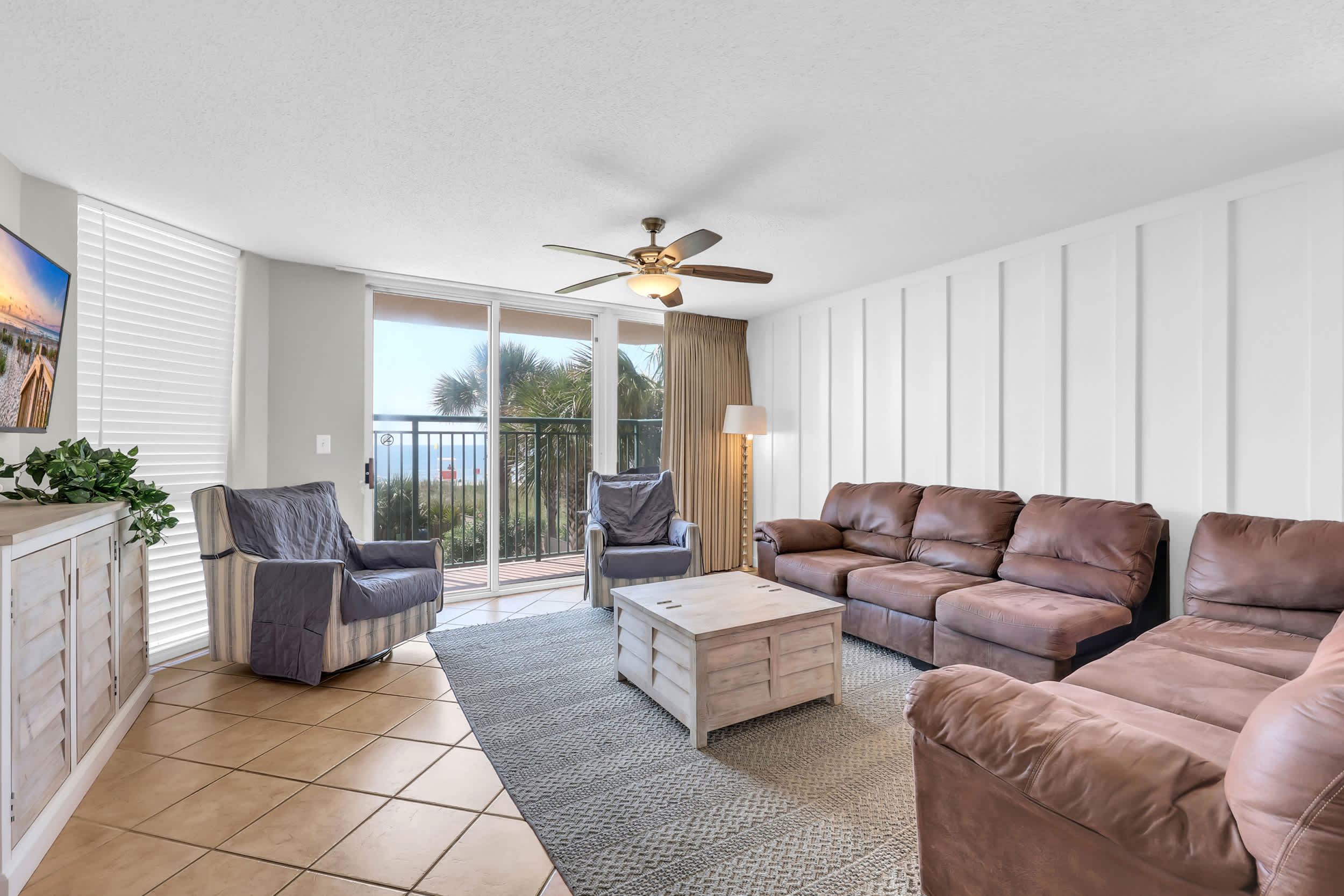 Oceanfront Luxury Top Location Lazy River Pool Grills