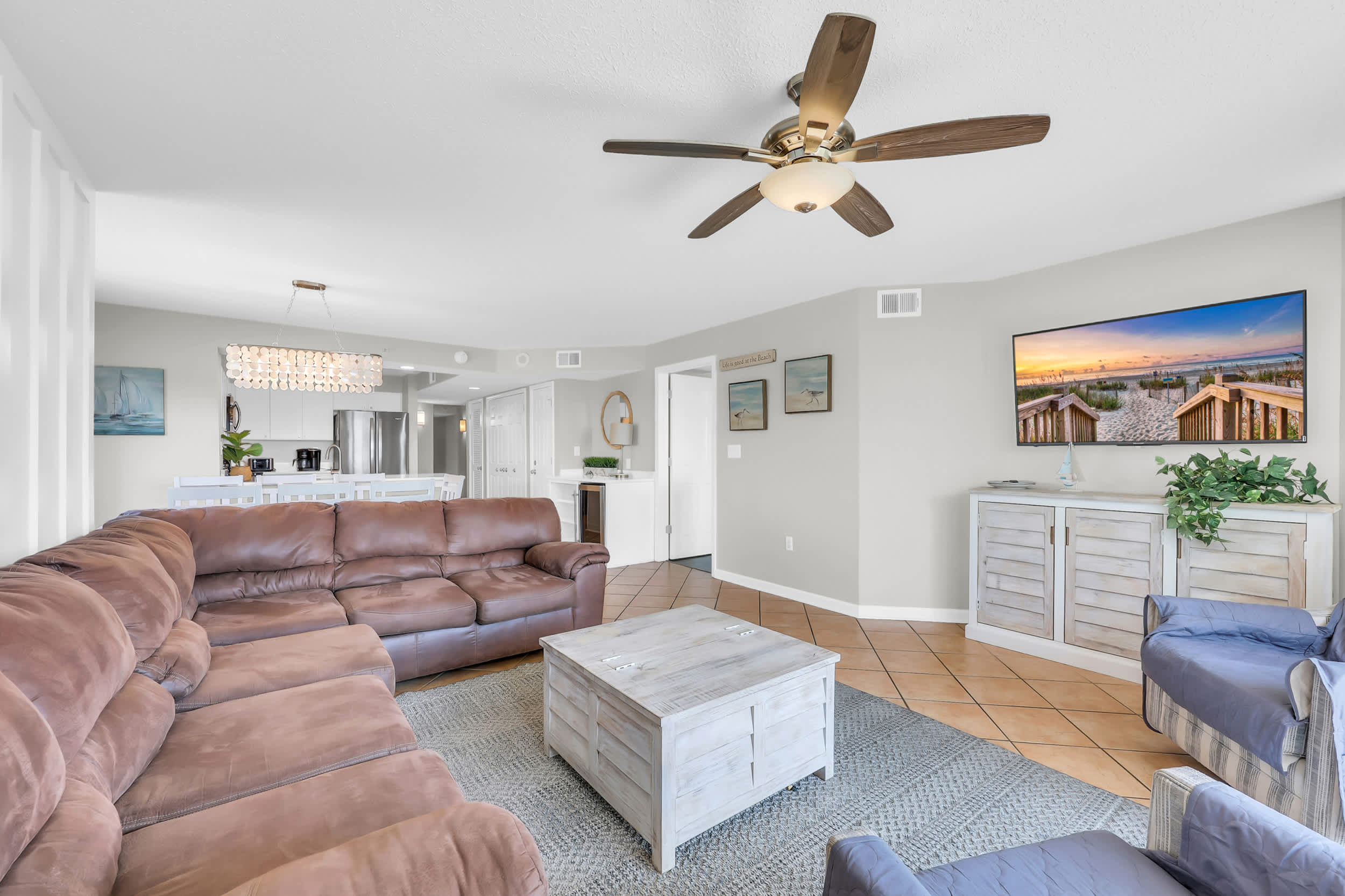 Oceanfront Luxury Top Location Lazy River Pool Grills