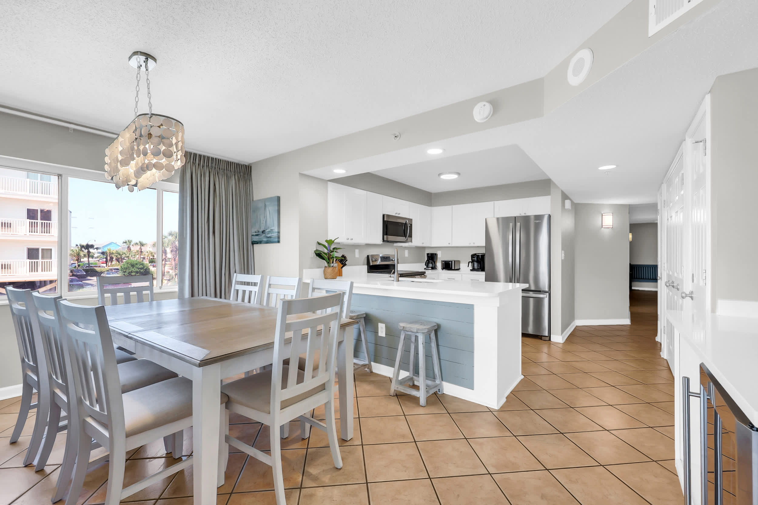 Oceanfront Luxury Top Location Lazy River Pool Grills