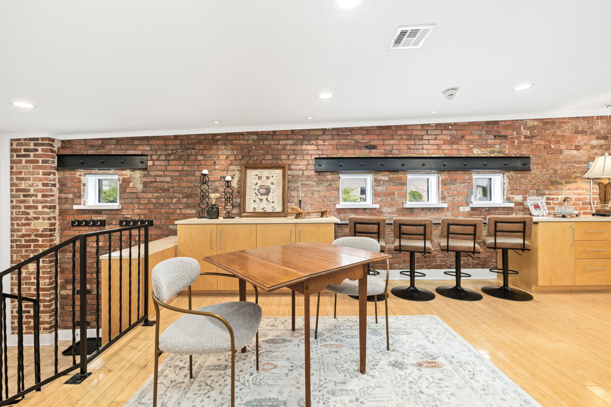 West Dickson Loft – Nightlife Hub | 0.4mi UofA — Fayetteville, AR — vacation rental