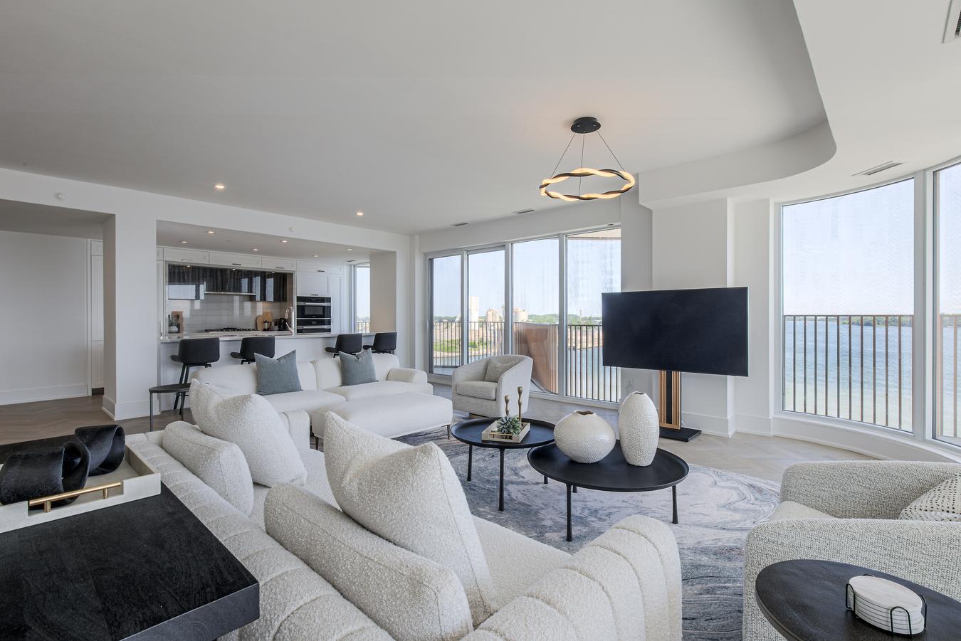 Aqua Suite