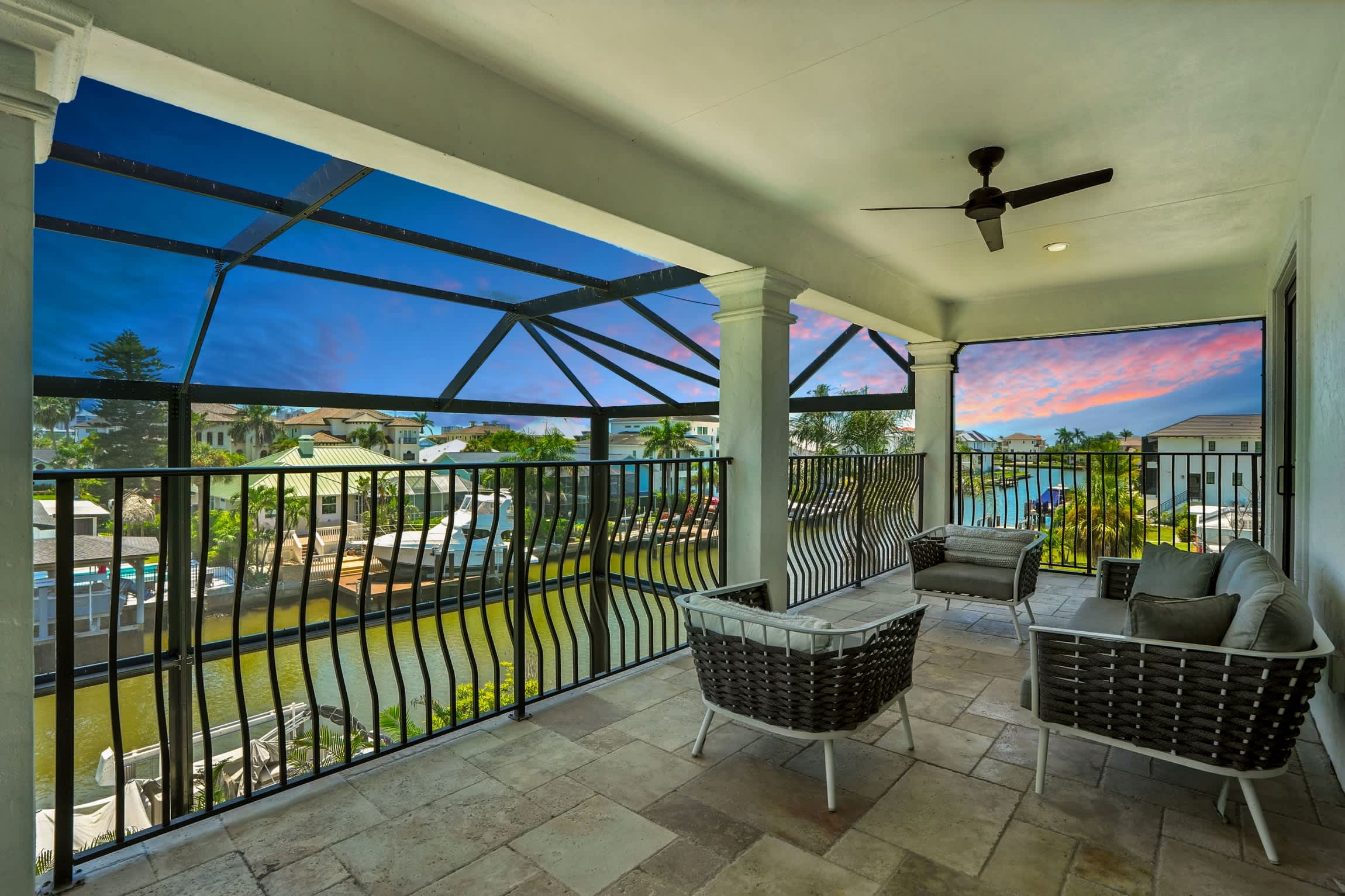 Spacious Luxury Waterfront Retreat with Pool Spa | Photo 10