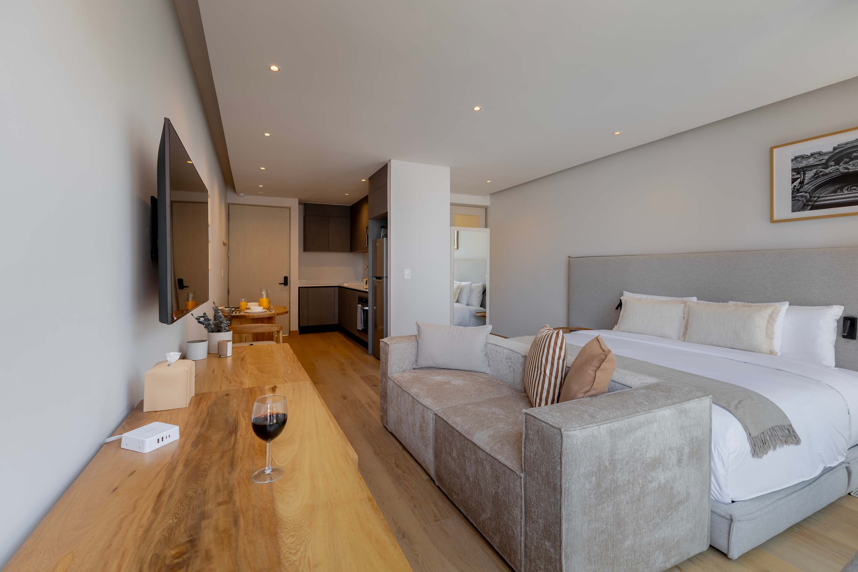 Capitalia Juarez | Central Studio + Balcony & Gym