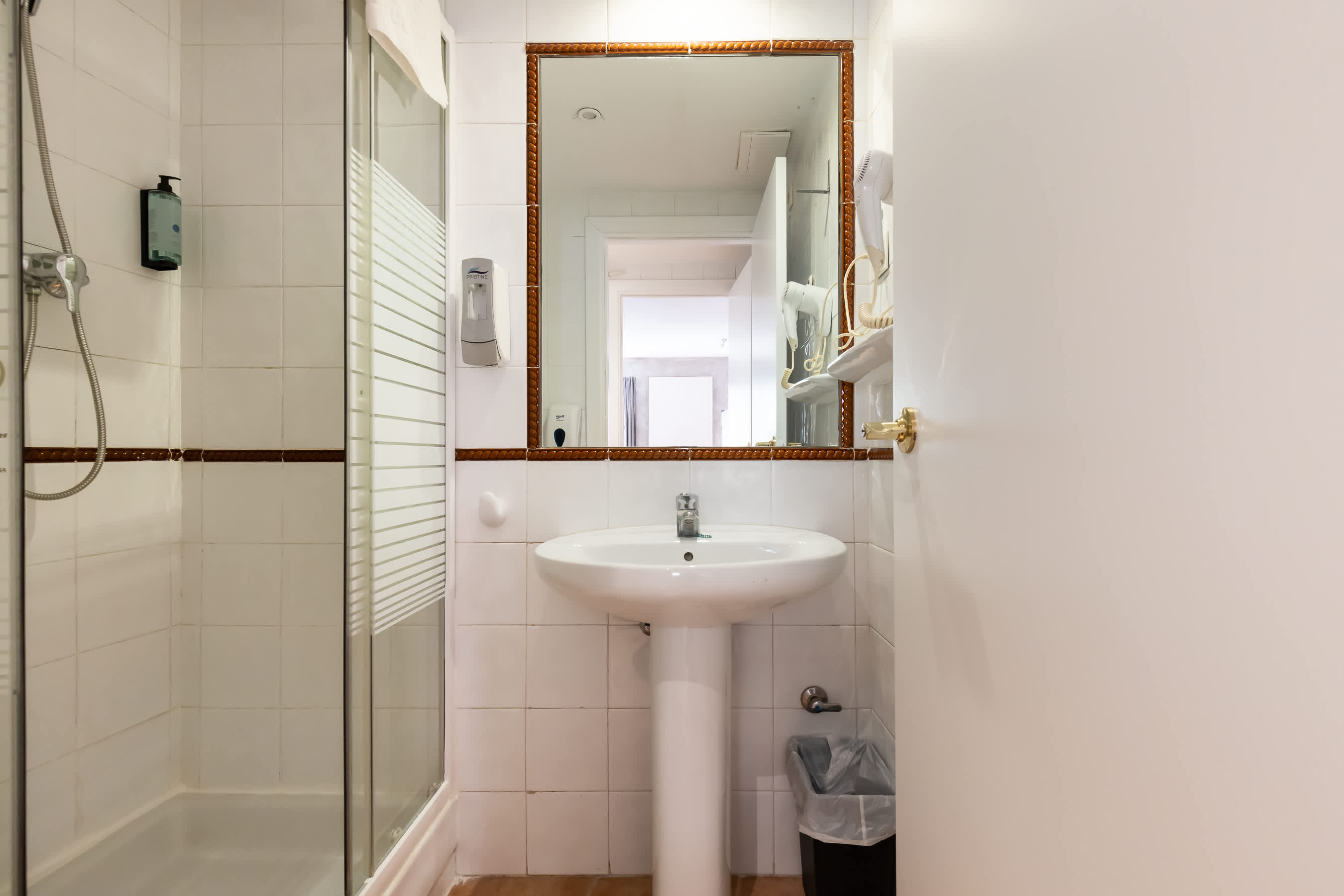 Property thumbnail 13