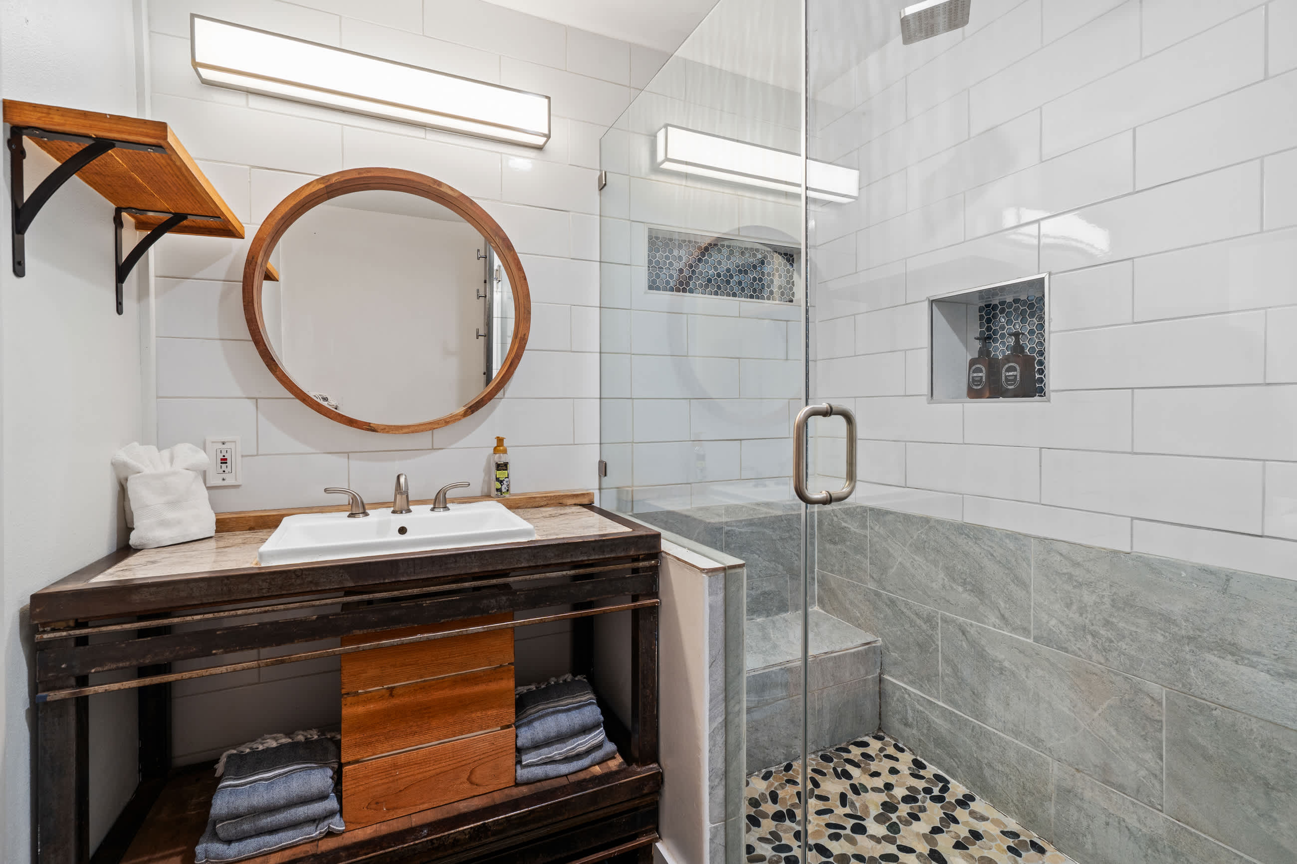 En-suite bathroom with modern standing shower
