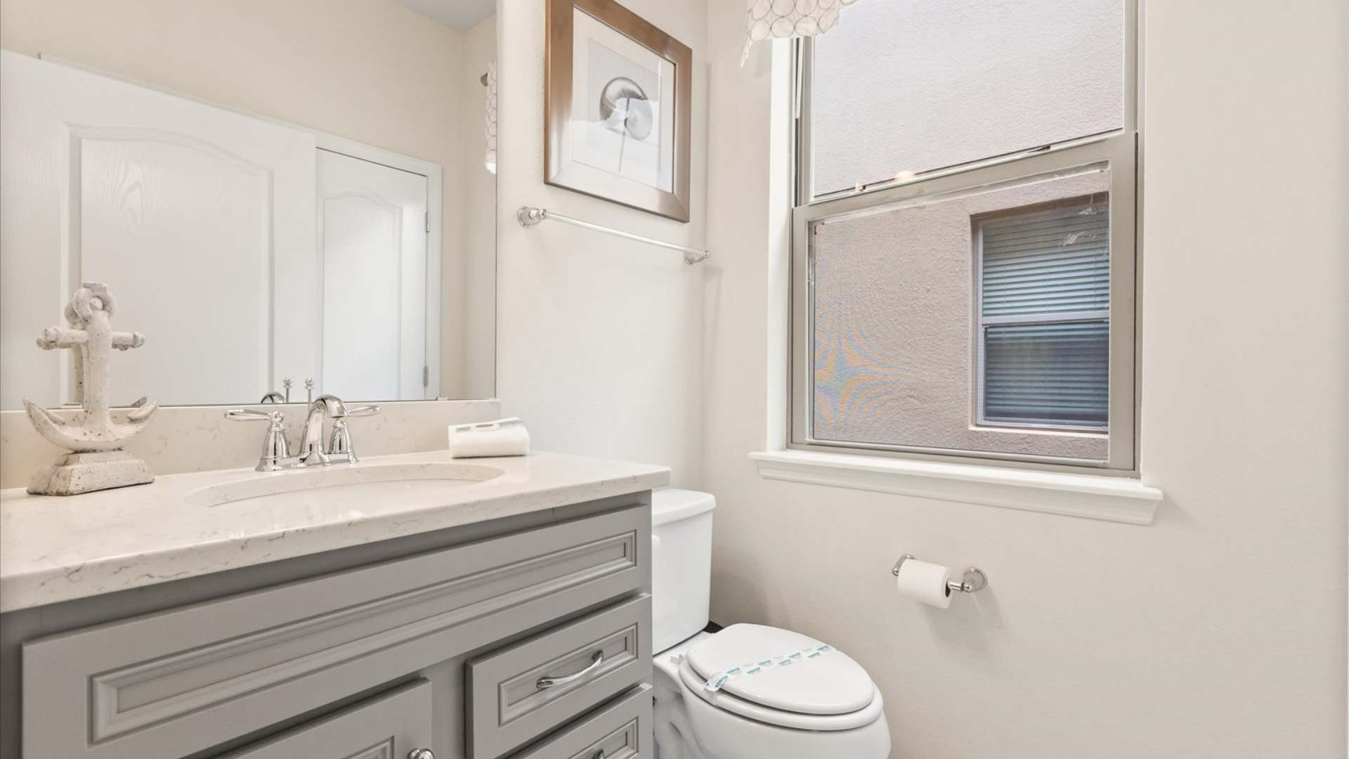 Upstay Family Villa for 12 w Pool Games BBQ | Photo 34