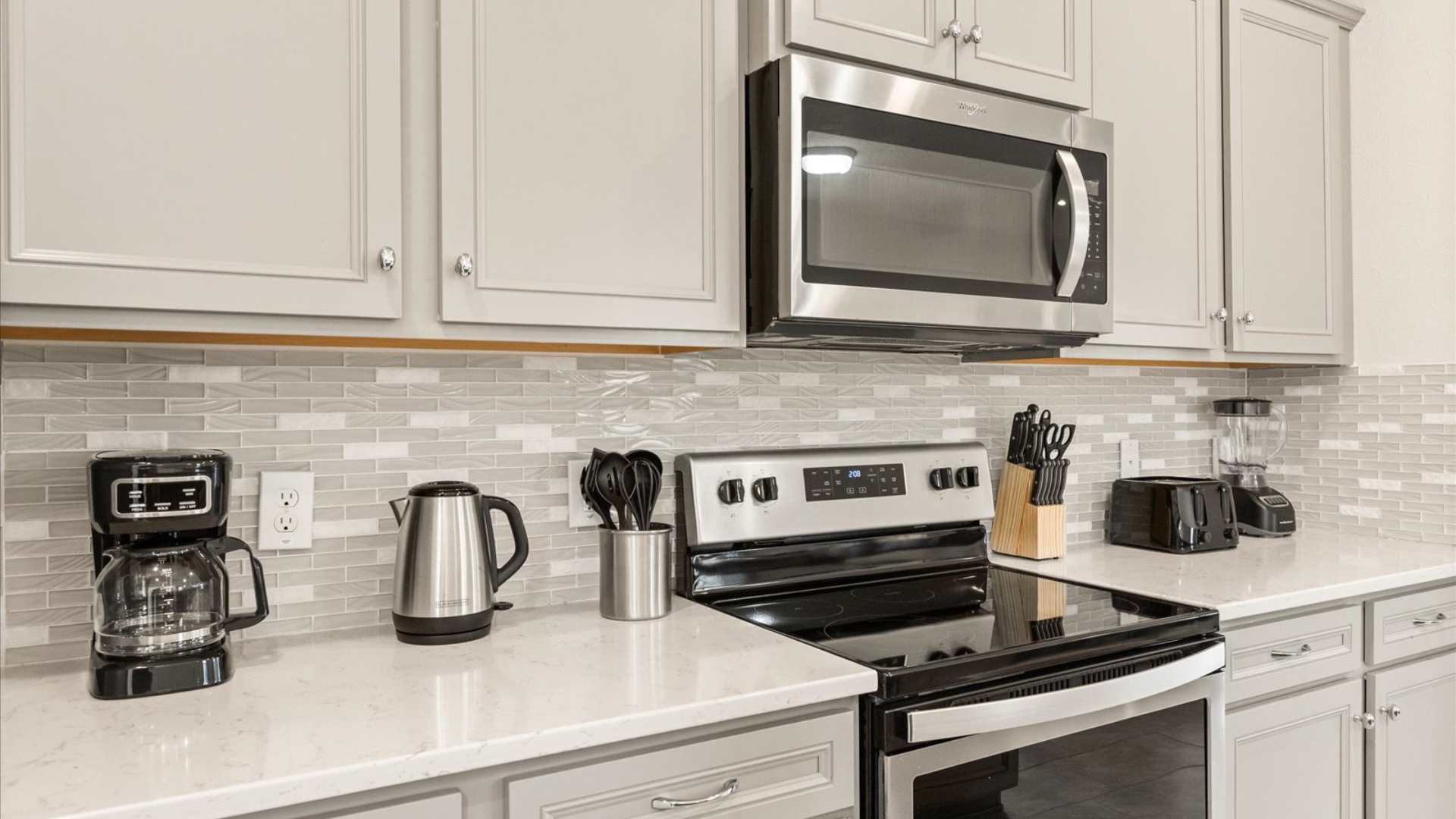 Contemporary Kitchen with Modern Appliances