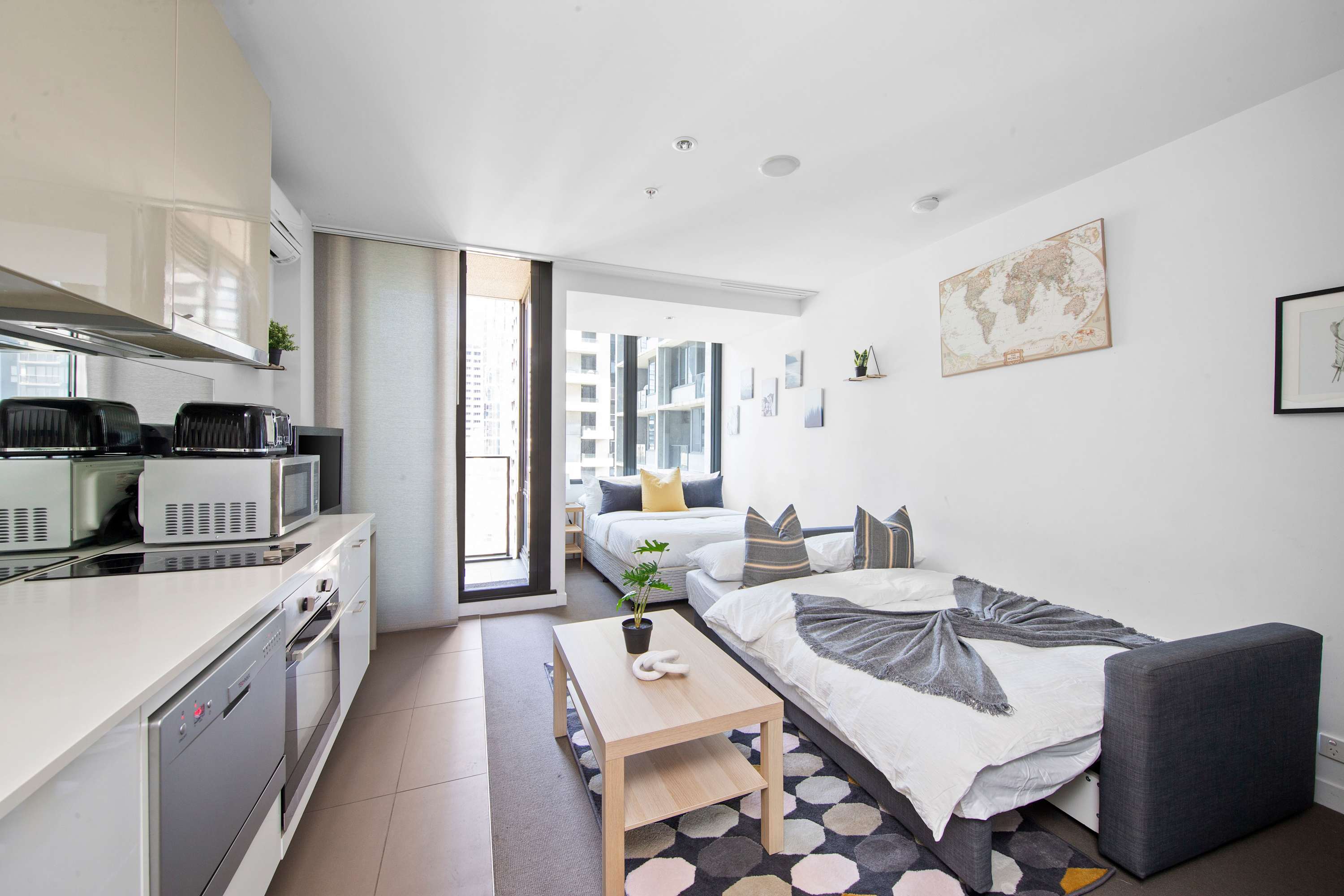 Bright & Cozy Studio, Walk to Southern Cross — Melbourne, Victoria — vacation rental