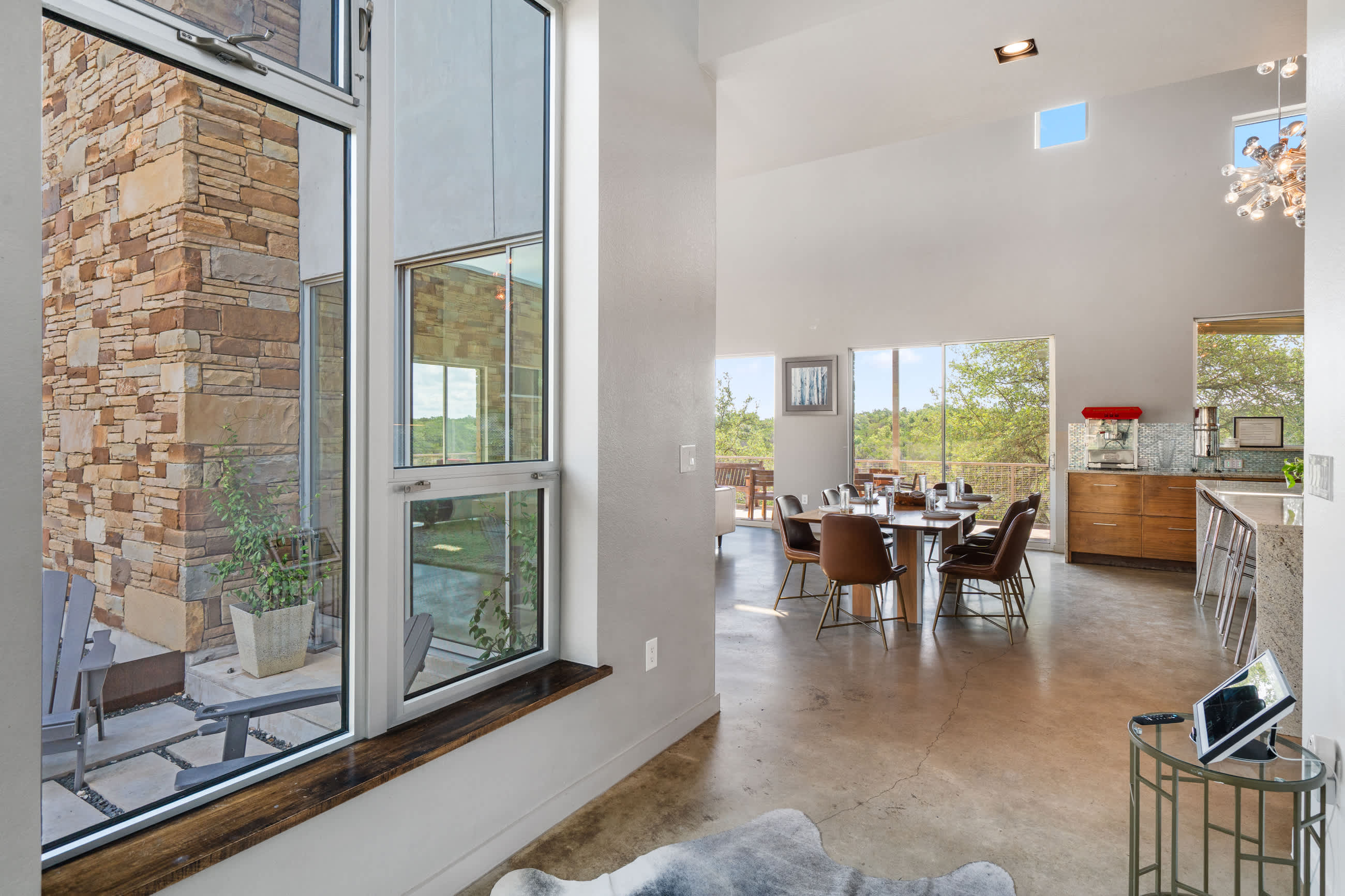 Luxury Hilltop Retreat w Scenic Views Swim Spa | Photo 36