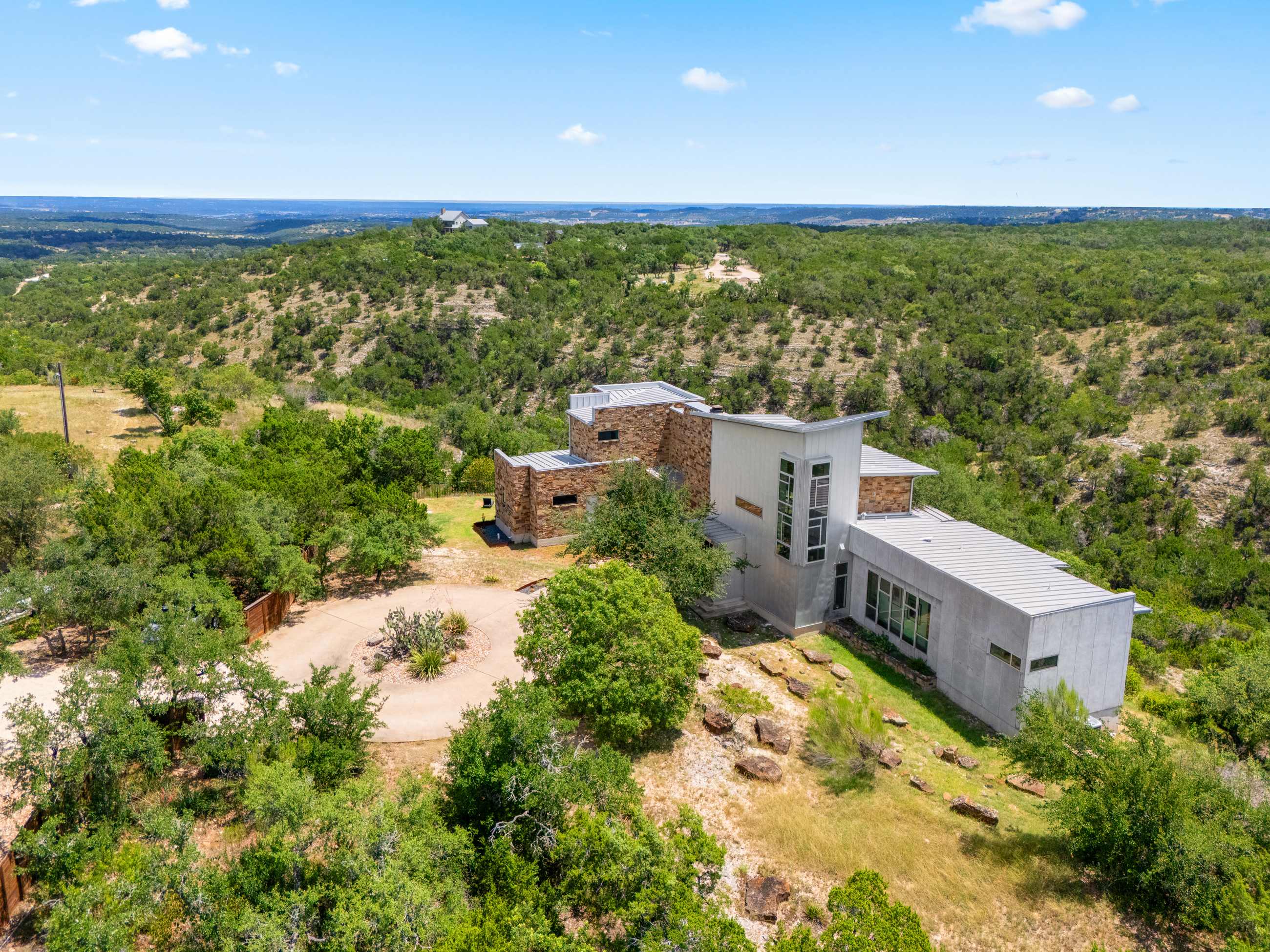 Luxury Hilltop Retreat w Scenic Views Swim Spa | Photo 89