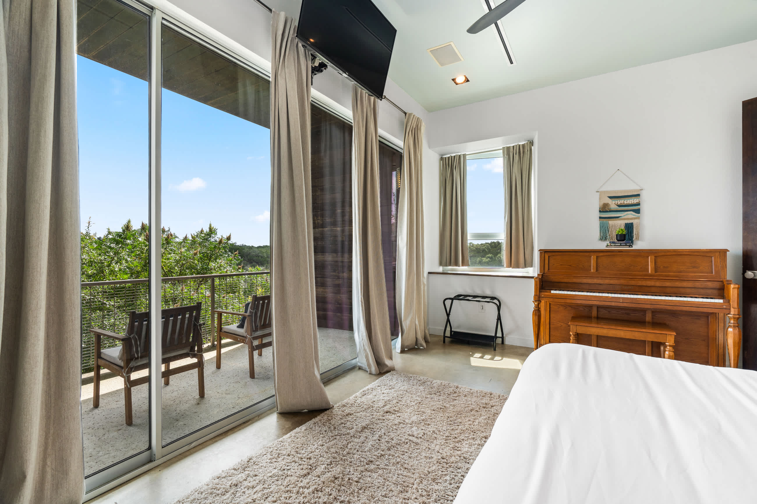 Luxury King Bedroom with patio and piano