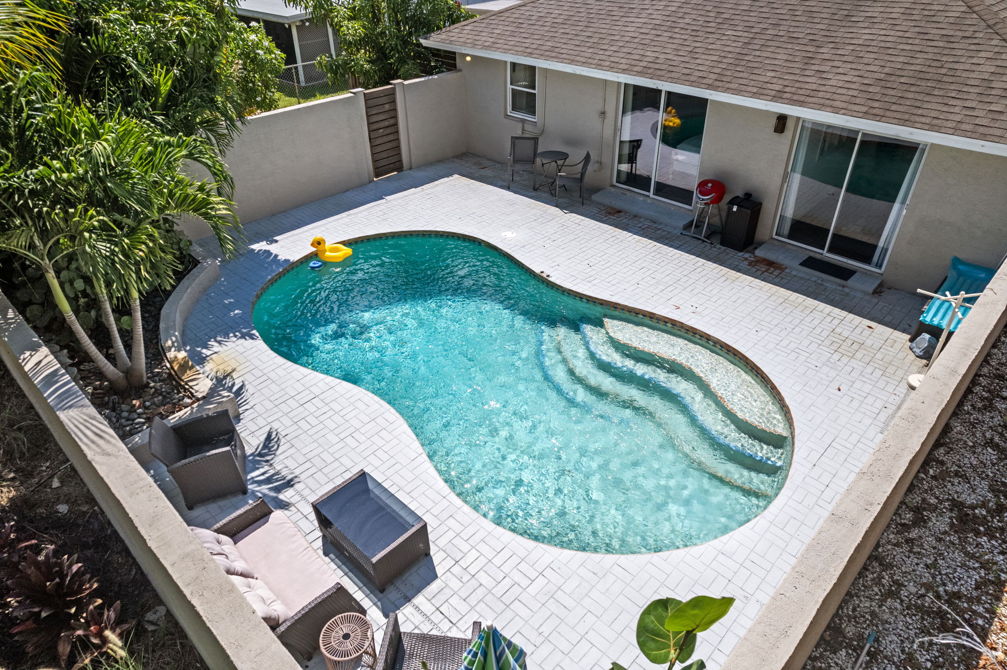Sleeps 6 • Private Pool • Fire Pit • Game House — Sarasota, FL — vacation rental