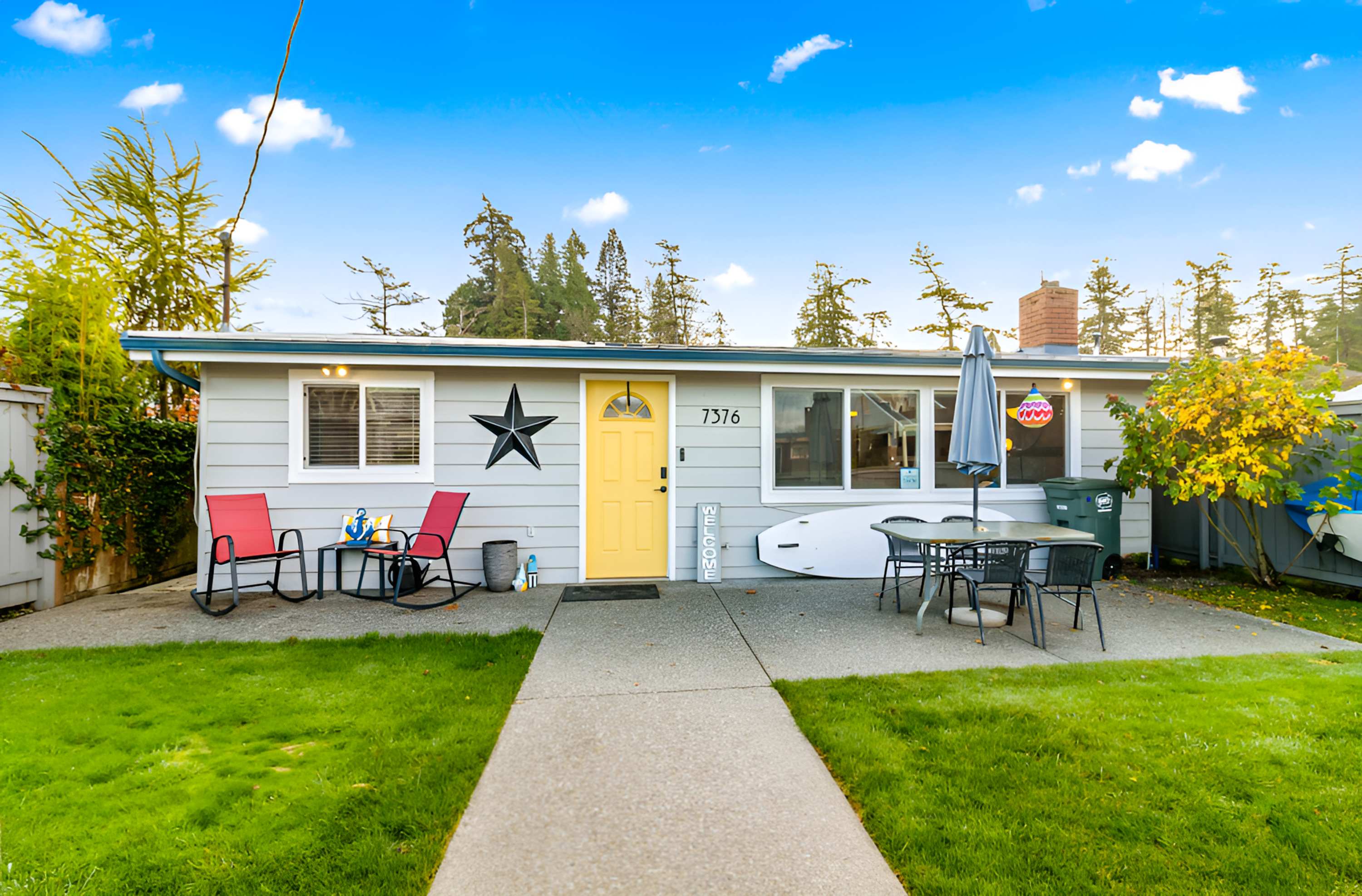 Cottage & Cabana between creek and Bay