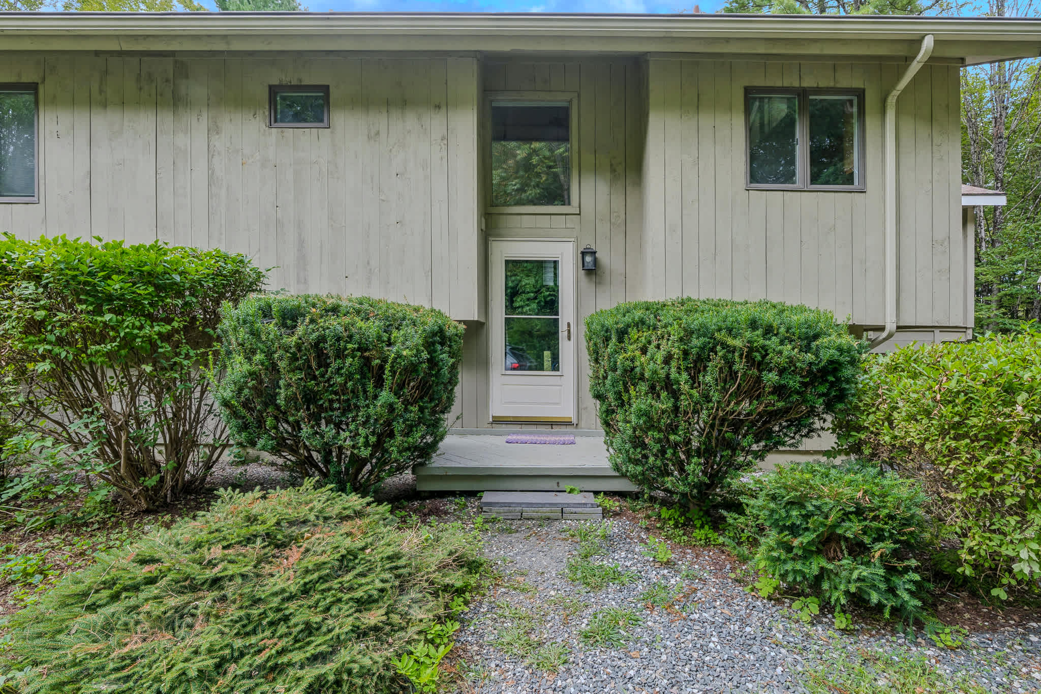 Spa, Fireplace & Pet Friendly - Top of the Hill