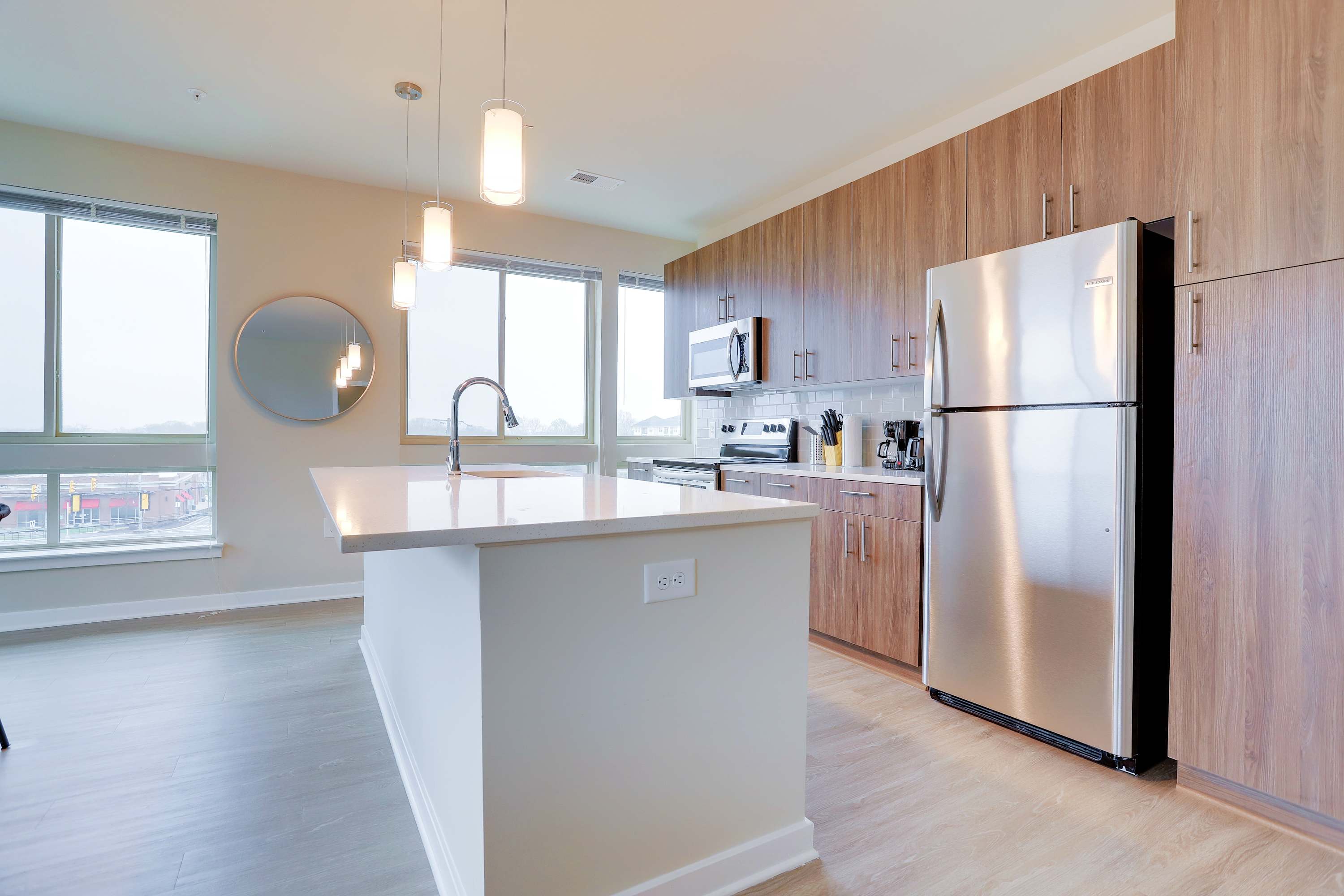 Modern Retreat W Gym & Prime Location - Foto 14