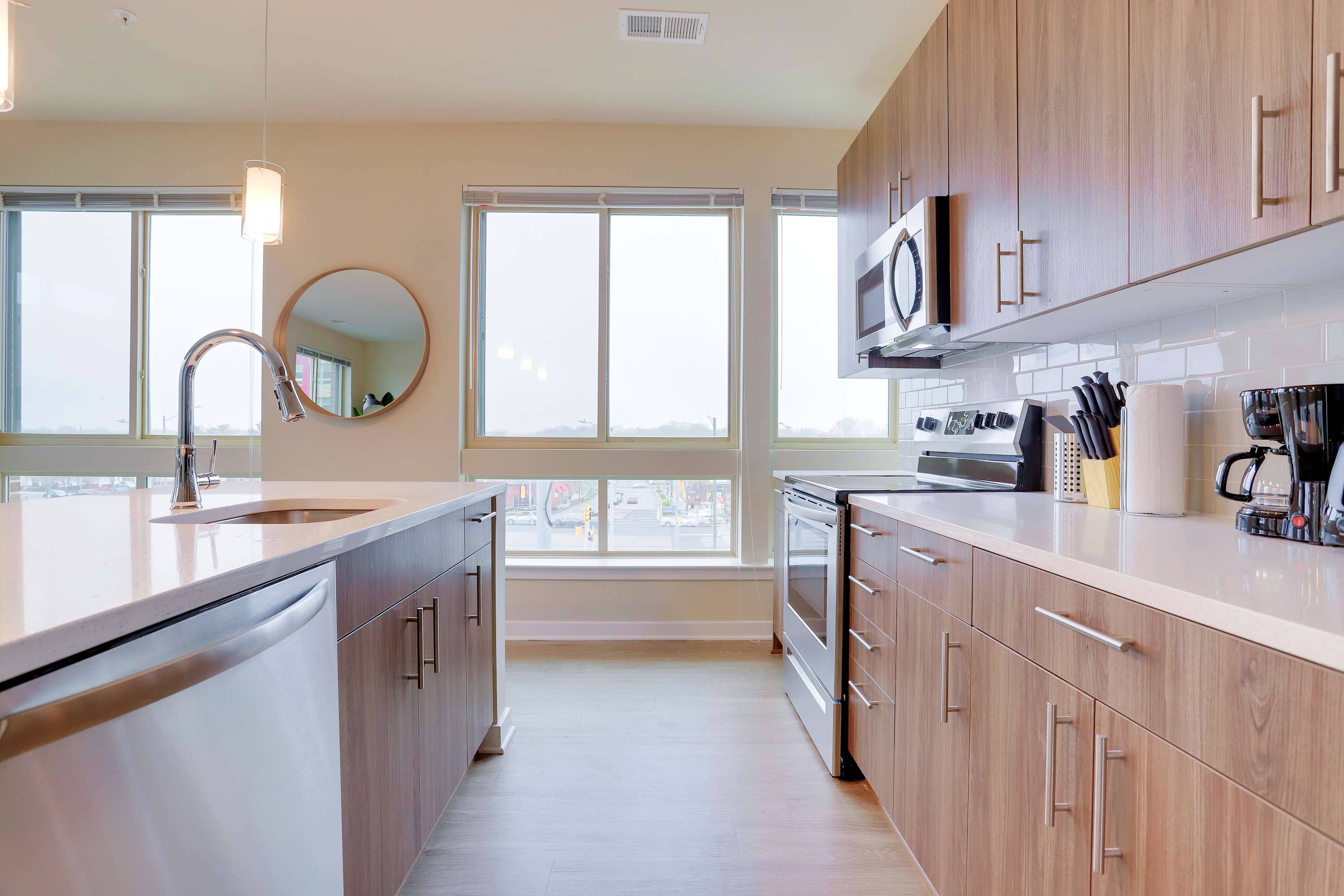 Modern Retreat W Gym & Prime Location - Foto 16