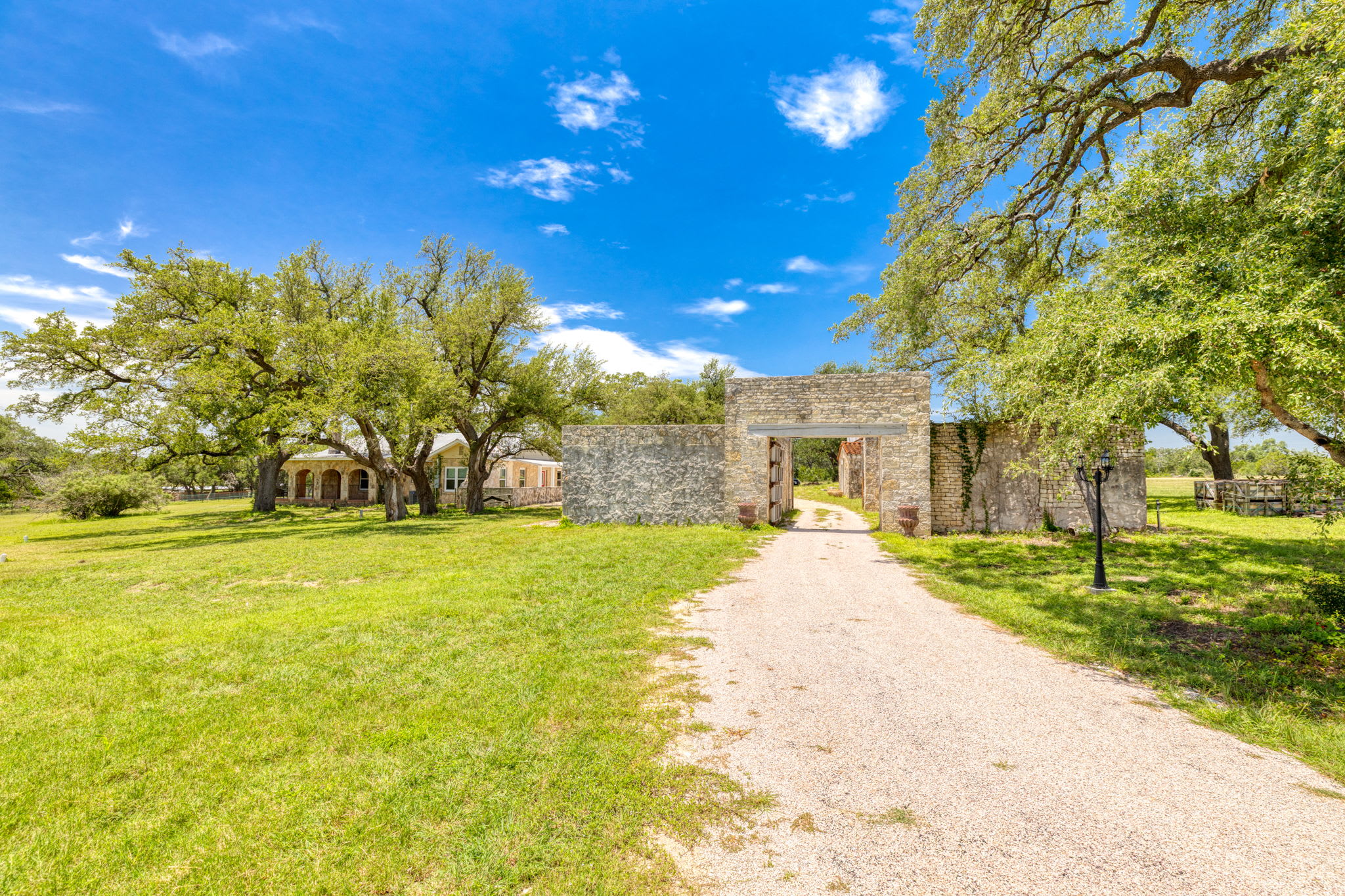 The Farmhouse at Outlaw Run Ranch 2