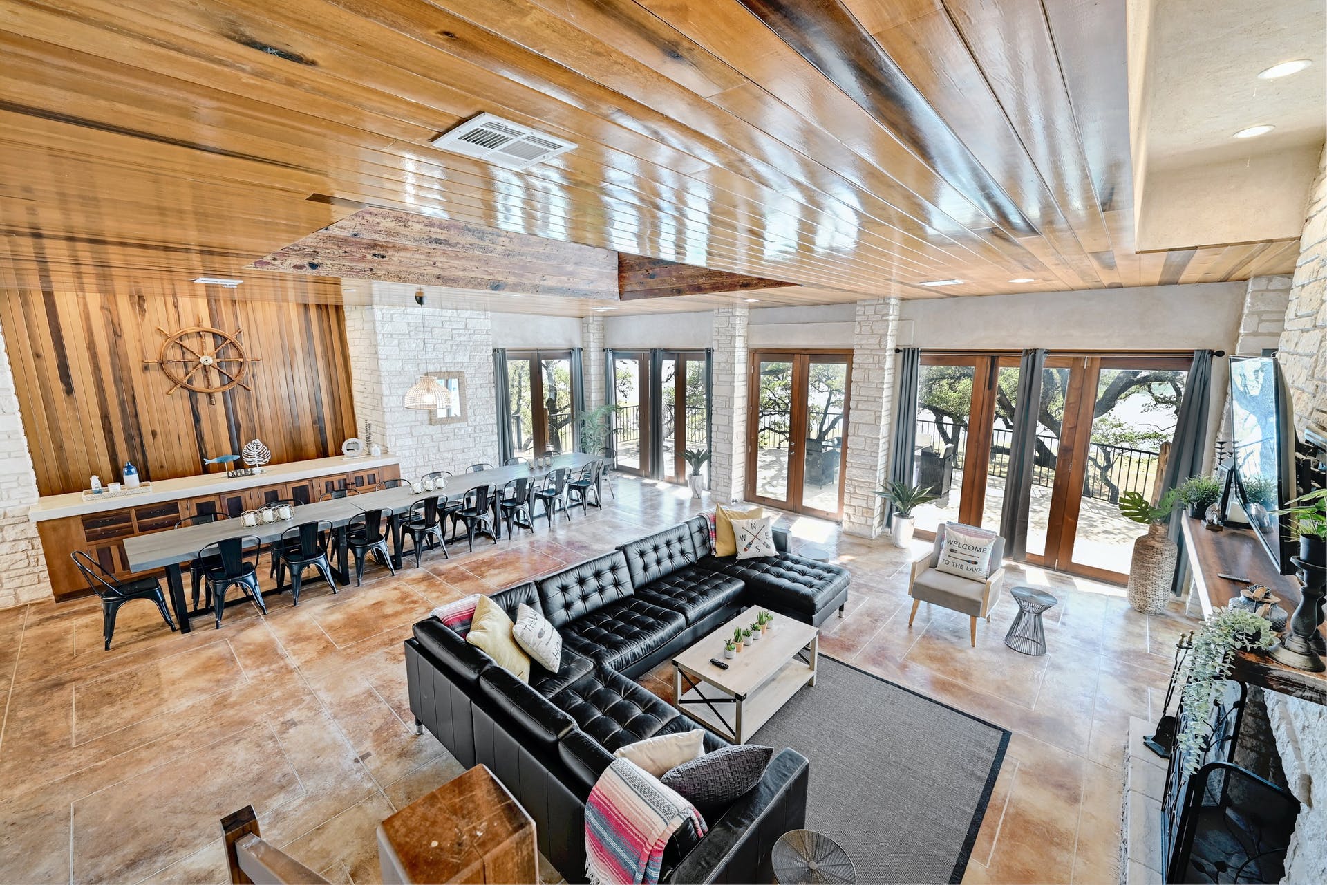 Lake Travis Escape 6