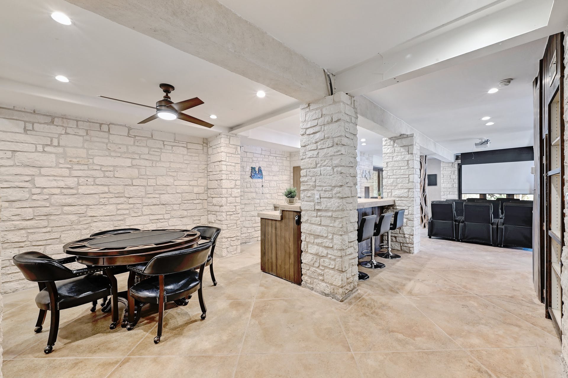 Lake Travis Escape | Photo 14