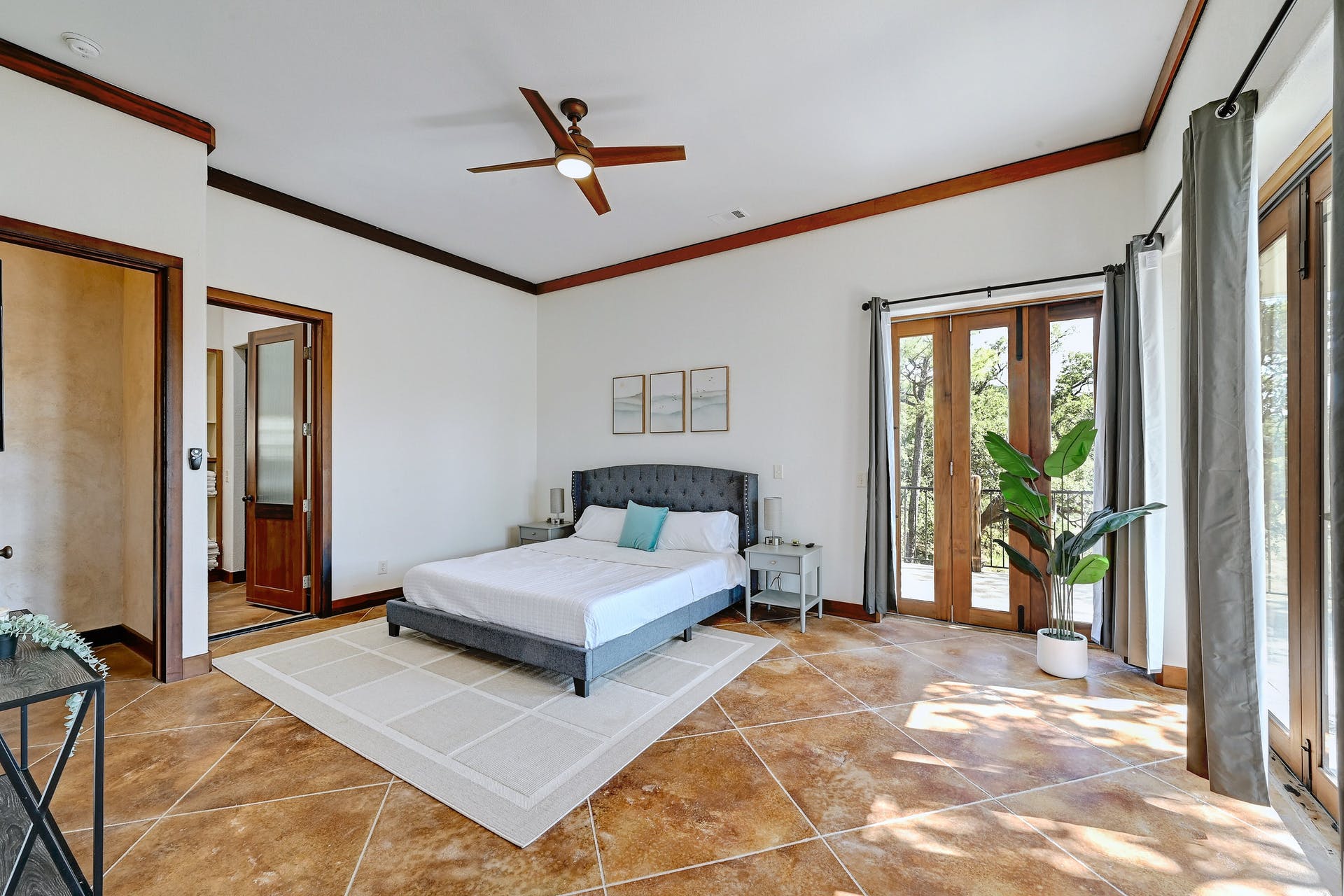 Lake Travis Escape | Photo 15