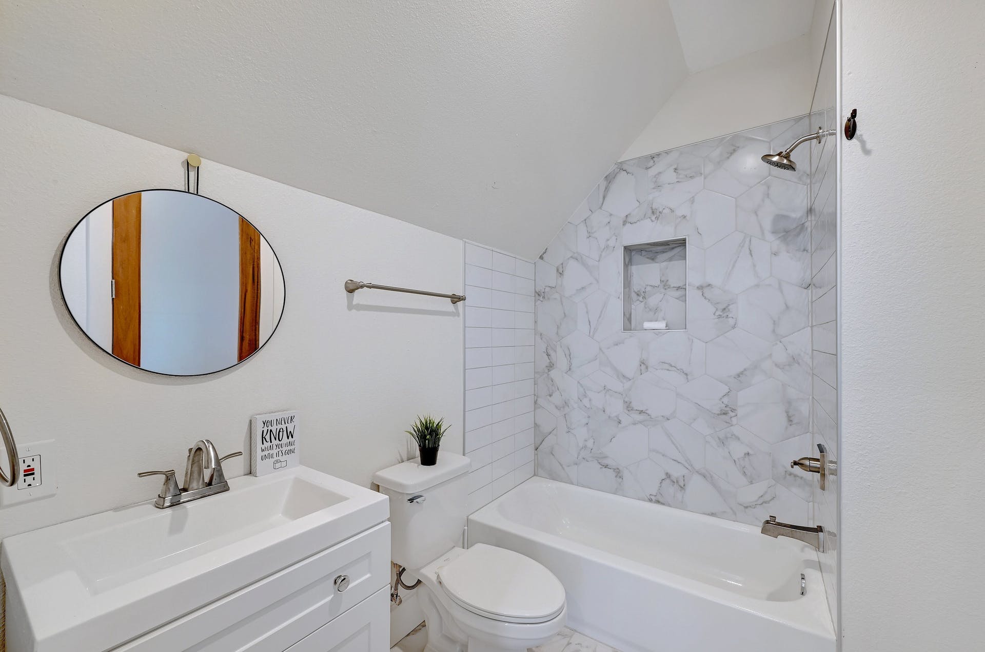 Lake Travis Escape | Photo 29