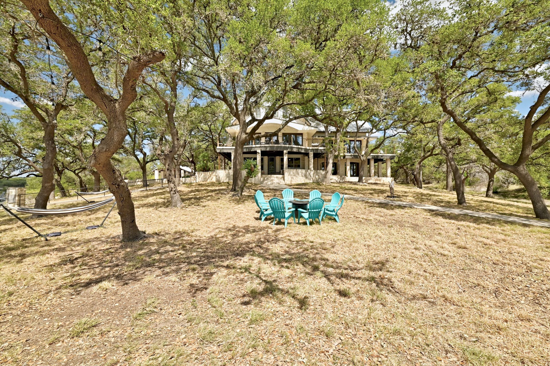 Lake Travis Escape | Photo 37