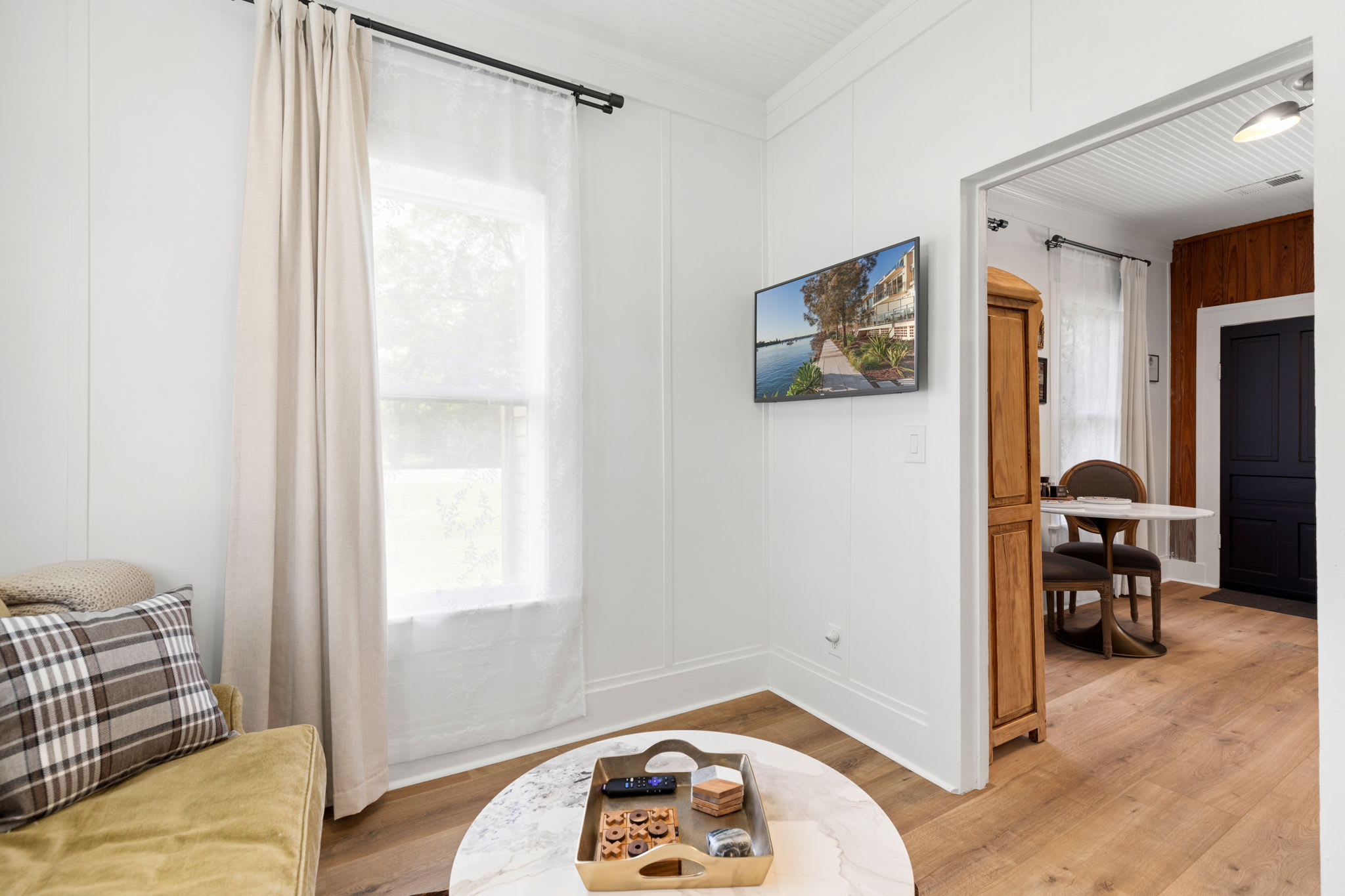 The Johnson | Photo 13