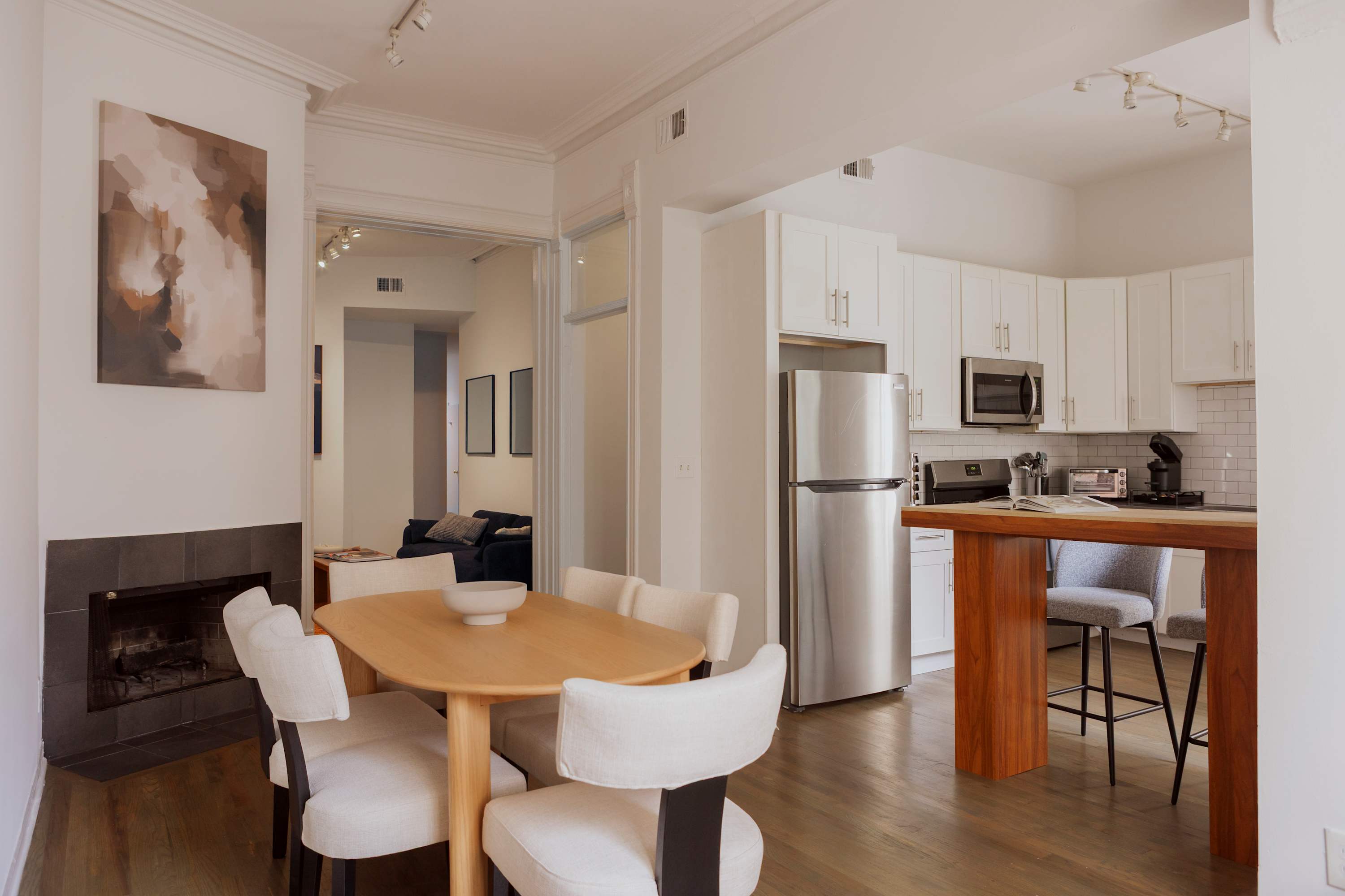 Designer Loft 2W | Heart of Gold Coast/River North — Chicago, IL — vacation rental