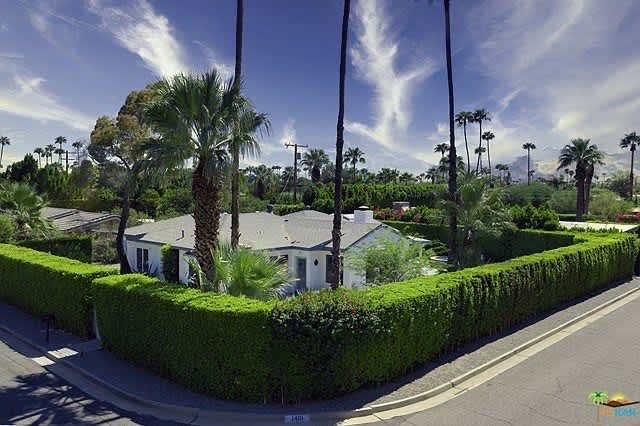 Mid-Century Oasis 4BD/Walled/Pool/Spa/Mtn Views  - Picture 2