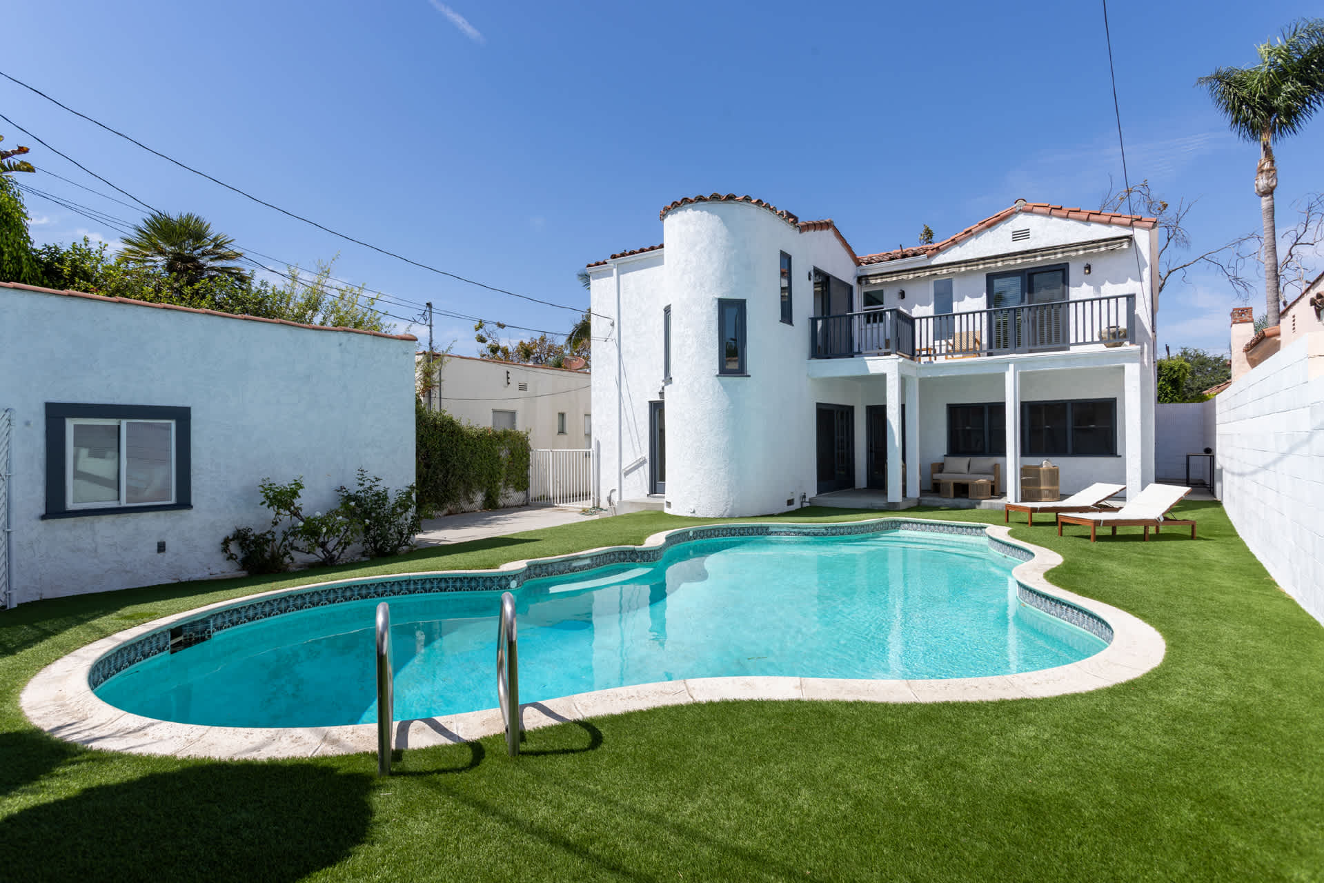 Casa Patricia by Oraklus