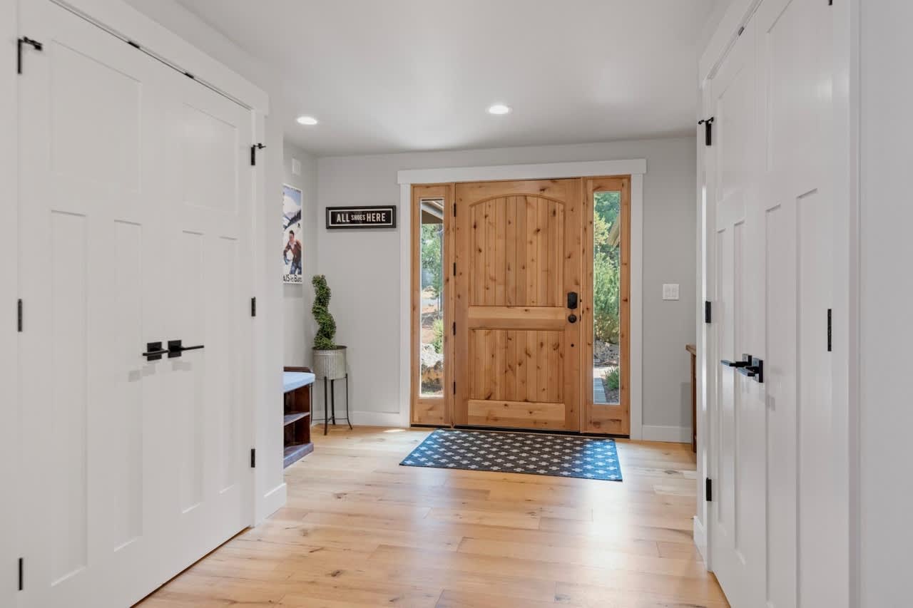 On Golf Course, Game Room, Hot Tub | The 19th Hole