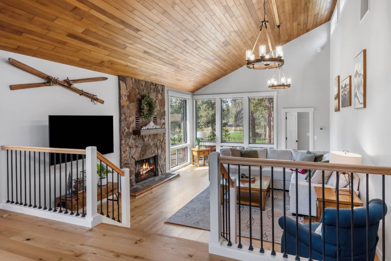 On Golf Course, Game Room, Hot Tub | The 19th Hole