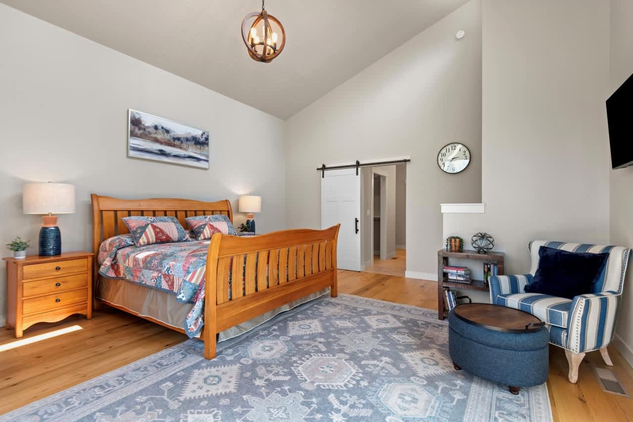 On Golf Course, Game Room, Hot Tub | The 19th Hole