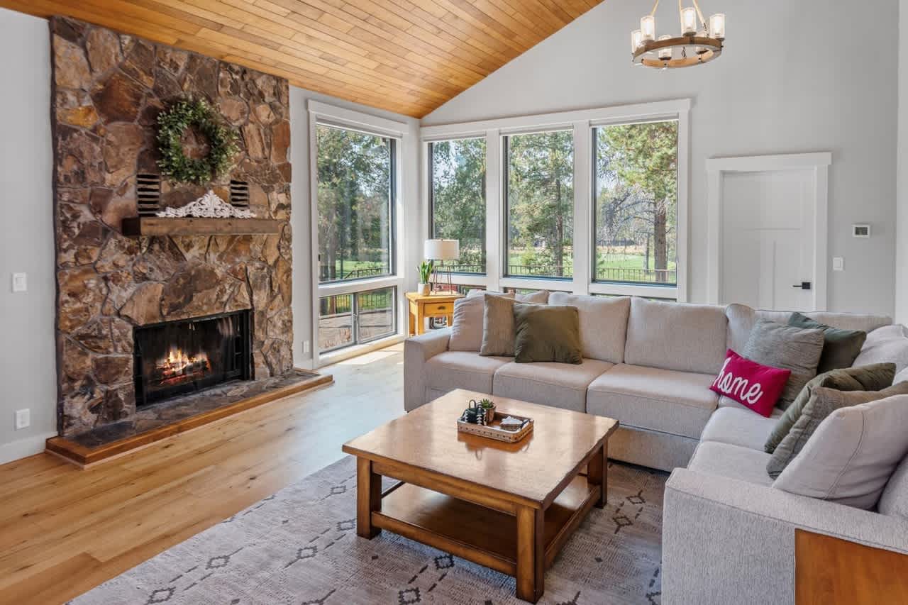 On Golf Course, Game Room, Hot Tub | The 19th Hole